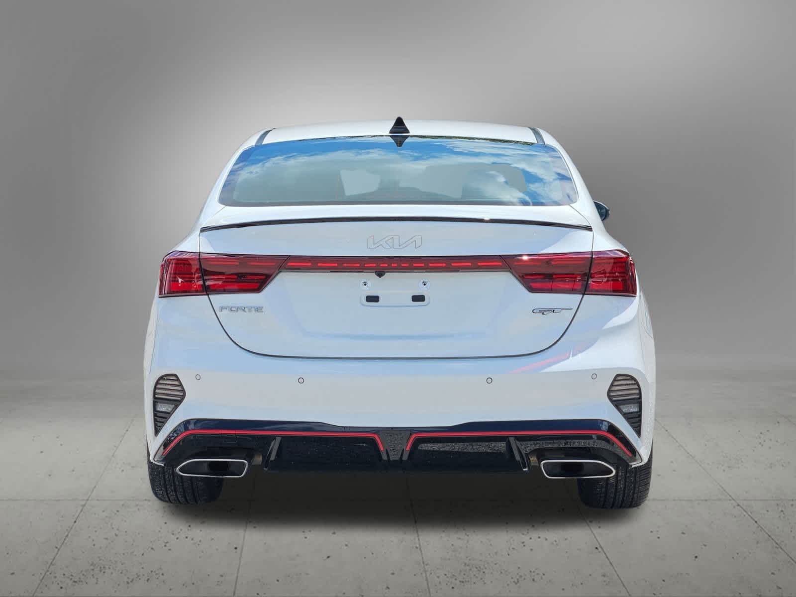 2023 Kia Forte GT 5