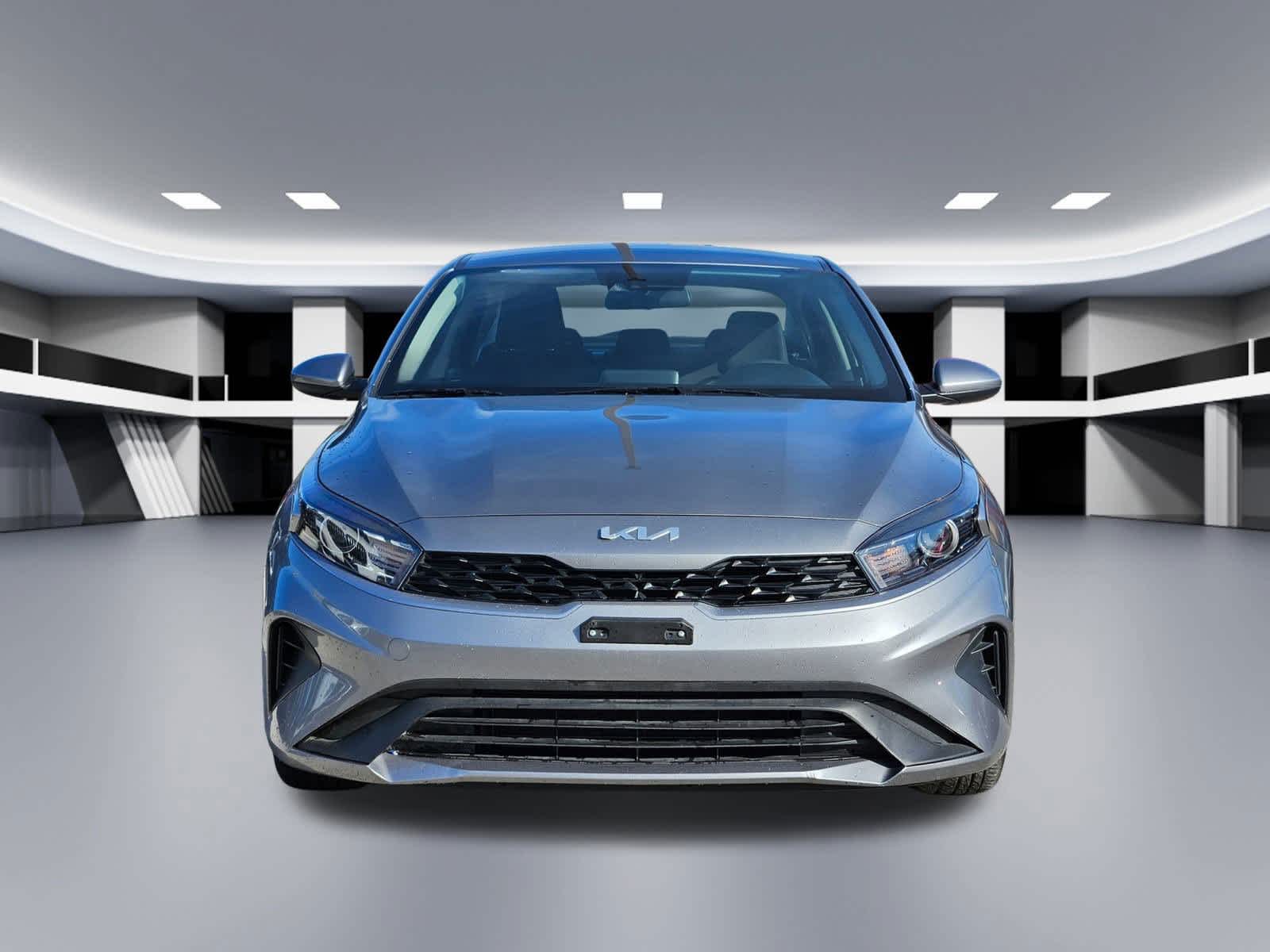 Thumbnail: 2024 Kia Forte - 8