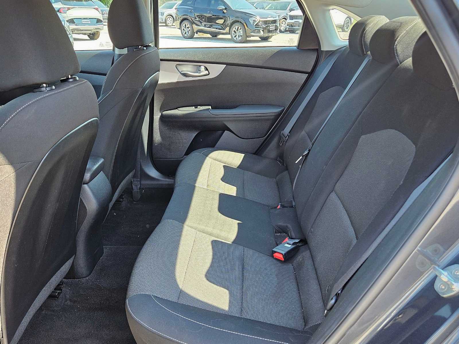 Thumbnail: 2023 Kia Forte - 15
