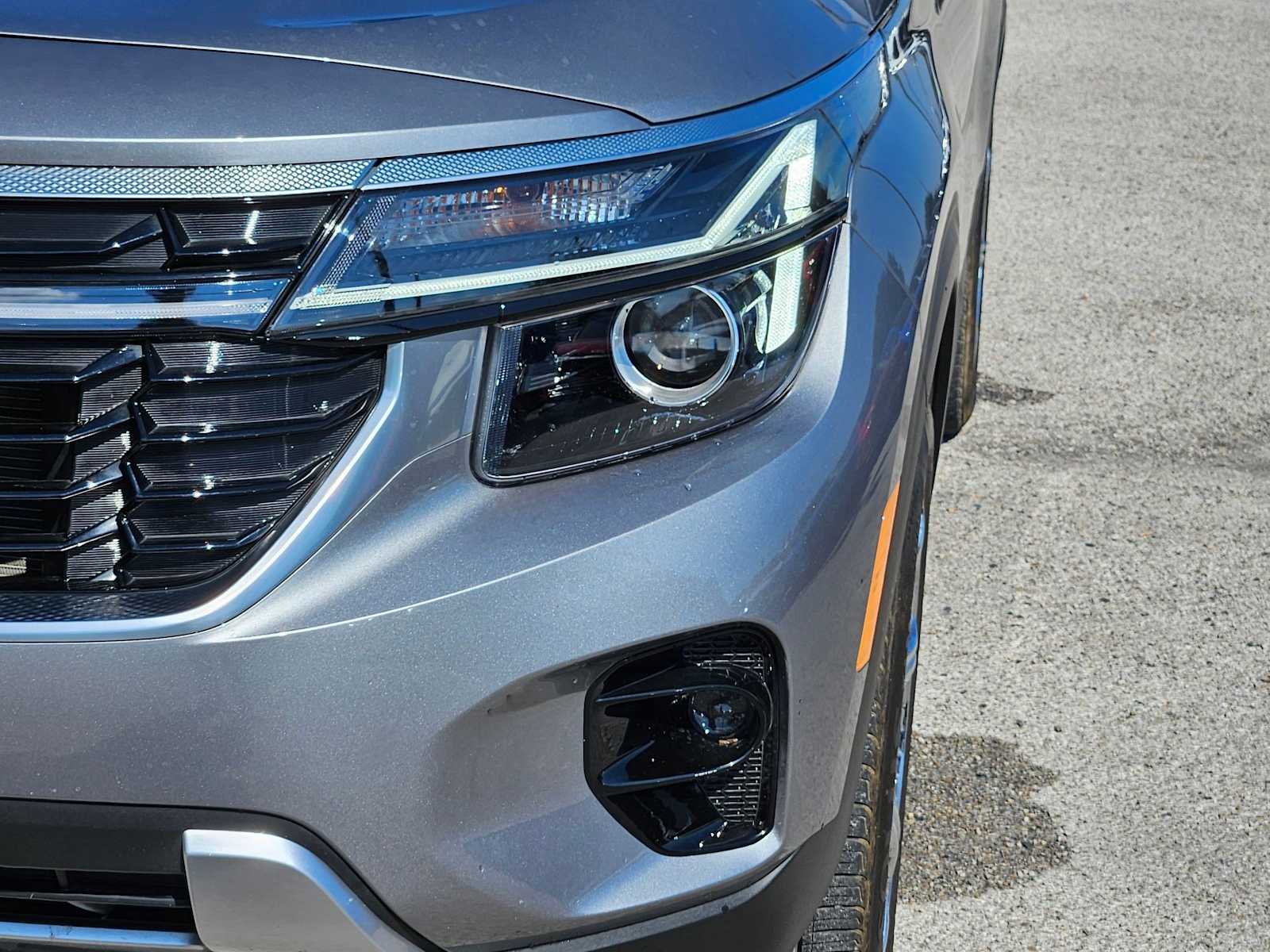 Thumbnail: 2024 Kia Seltos - 11