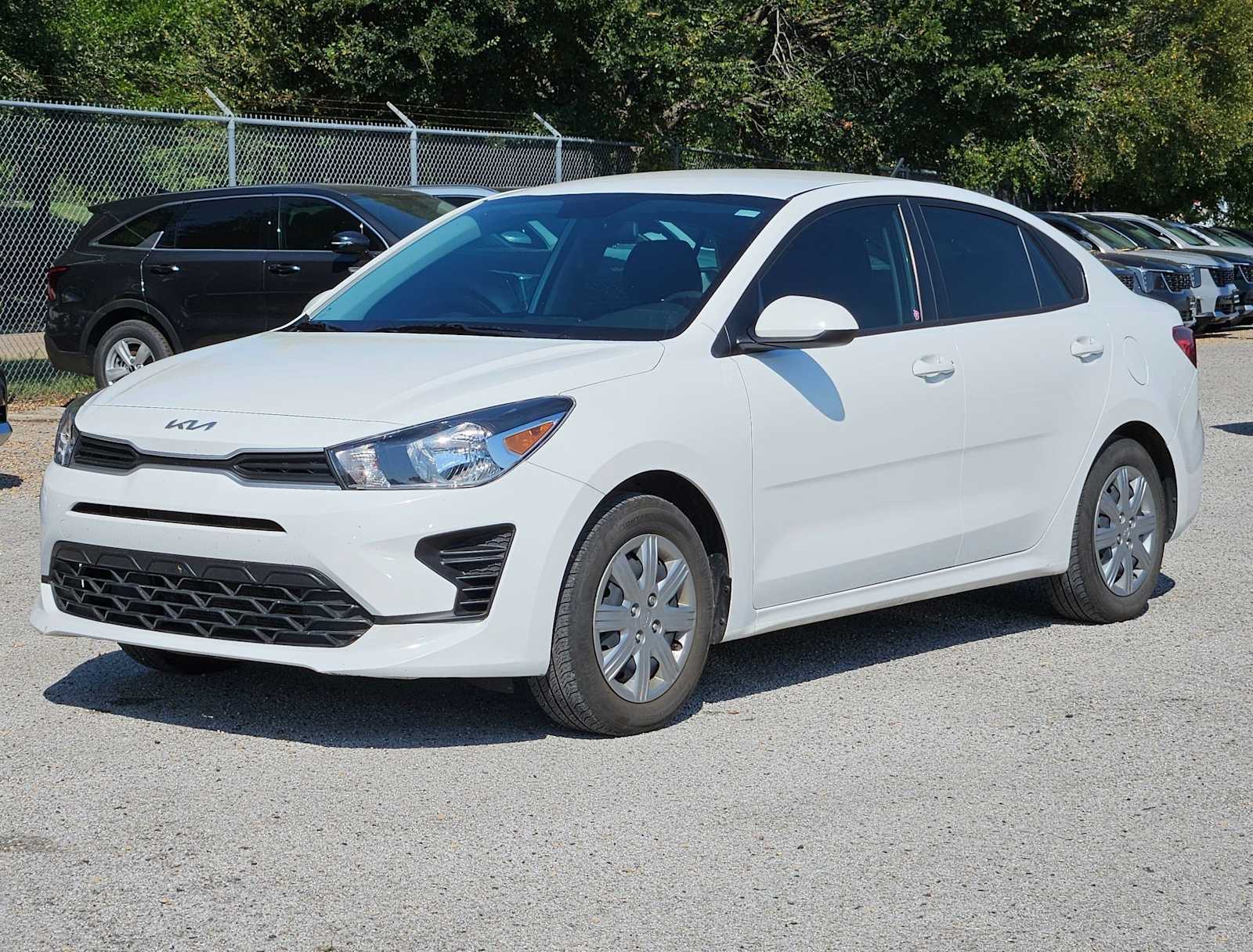 Thumbnail: 2023 Kia Rio - 9