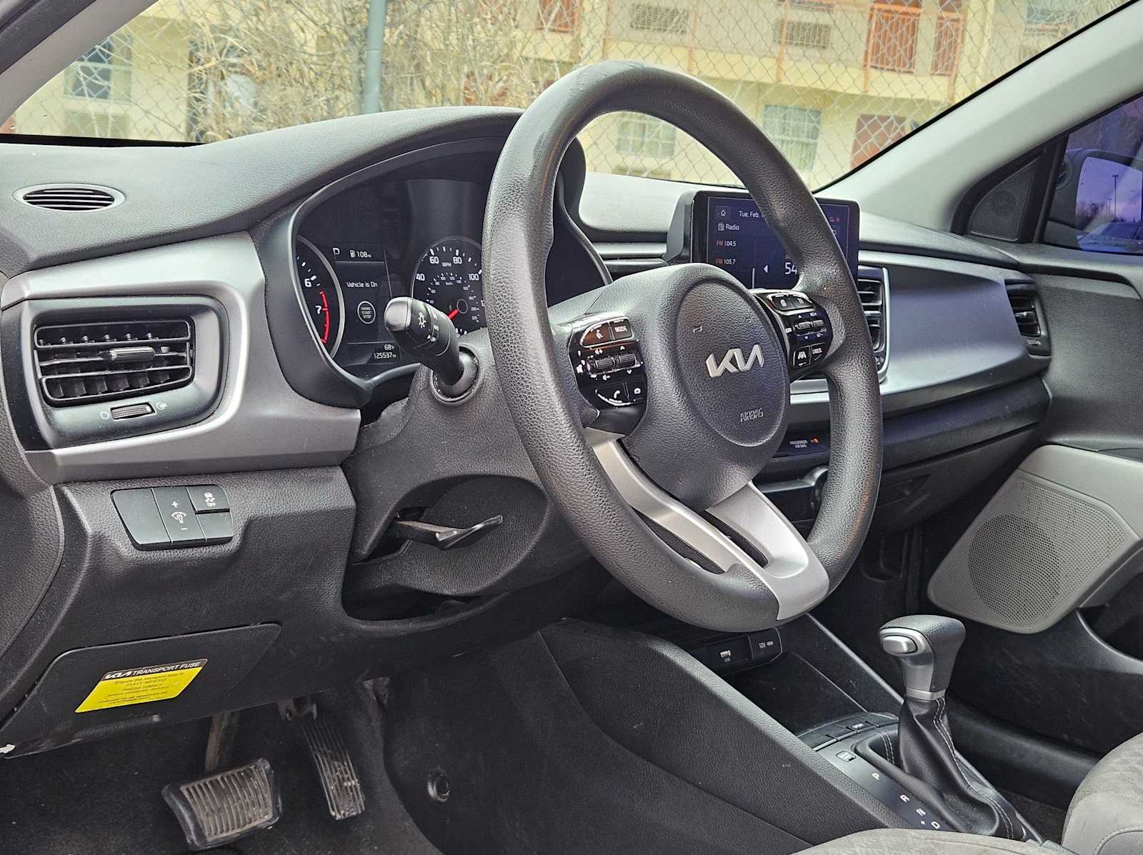 Thumbnail: 2022 Kia Rio - 2