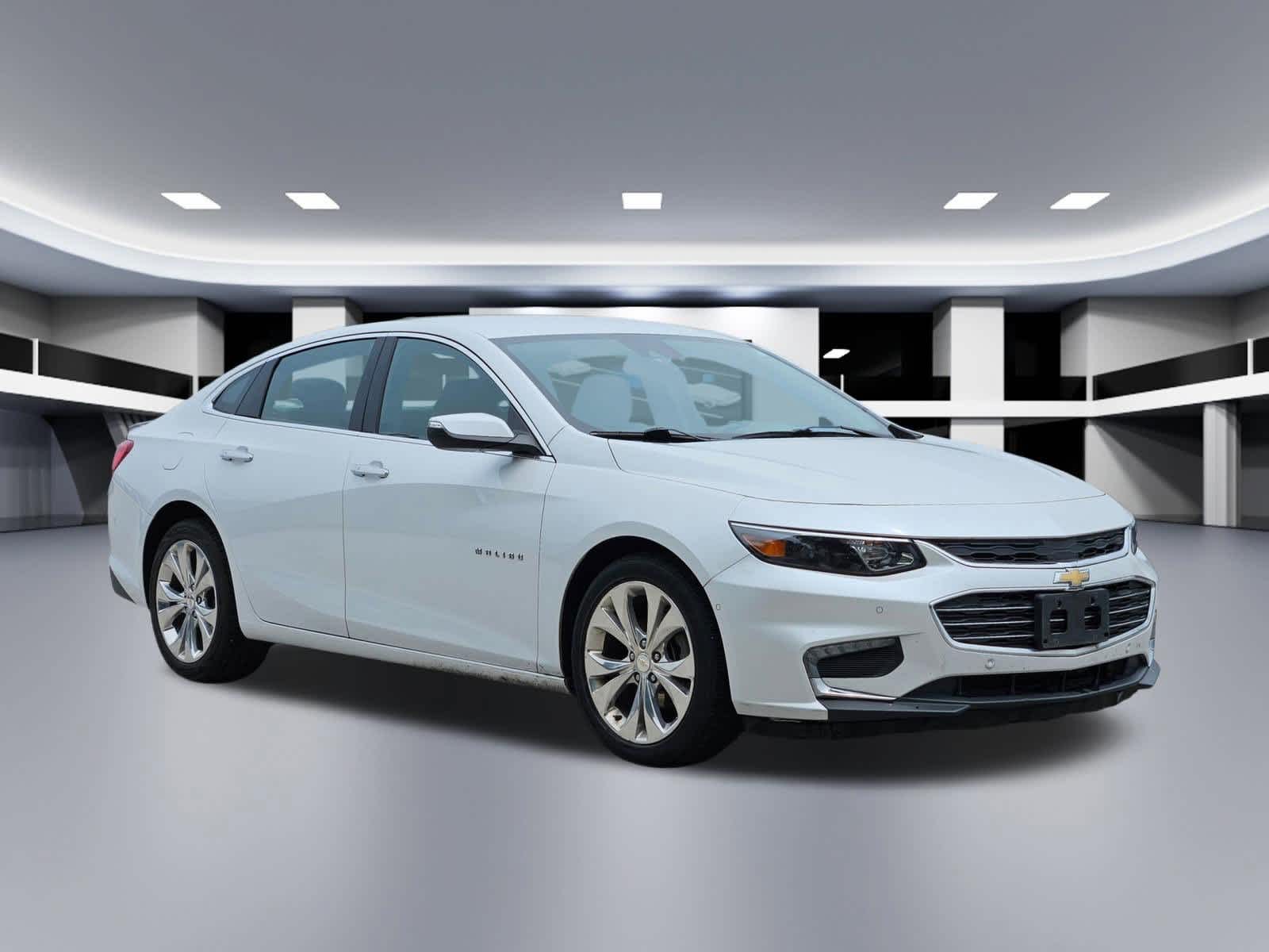 Thumbnail: 2018 Chevrolet Malibu - 7