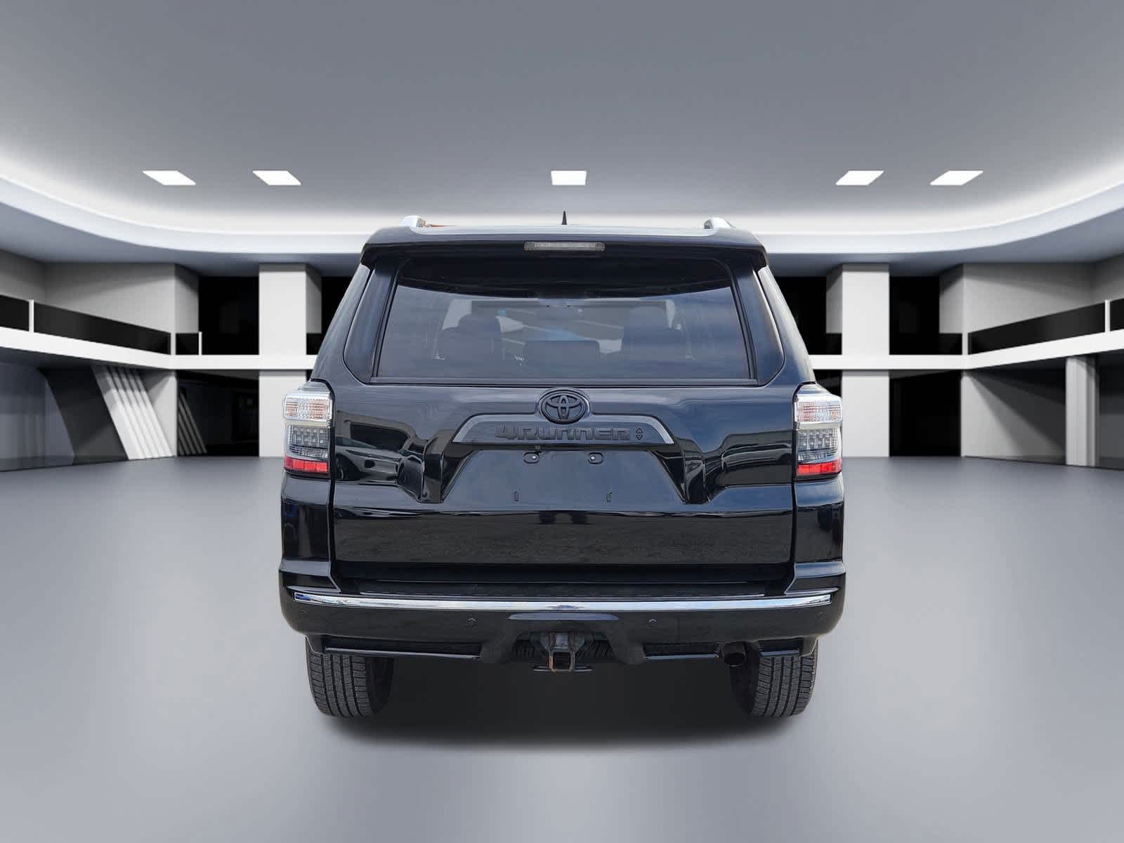 Thumbnail: 2018 Toyota 4Runner - 5