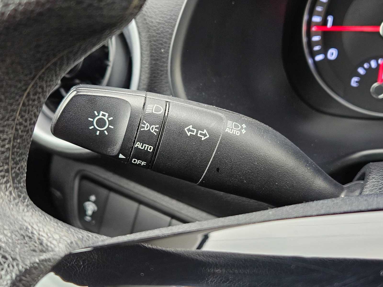 Thumbnail: 2024 Kia Forte - 24