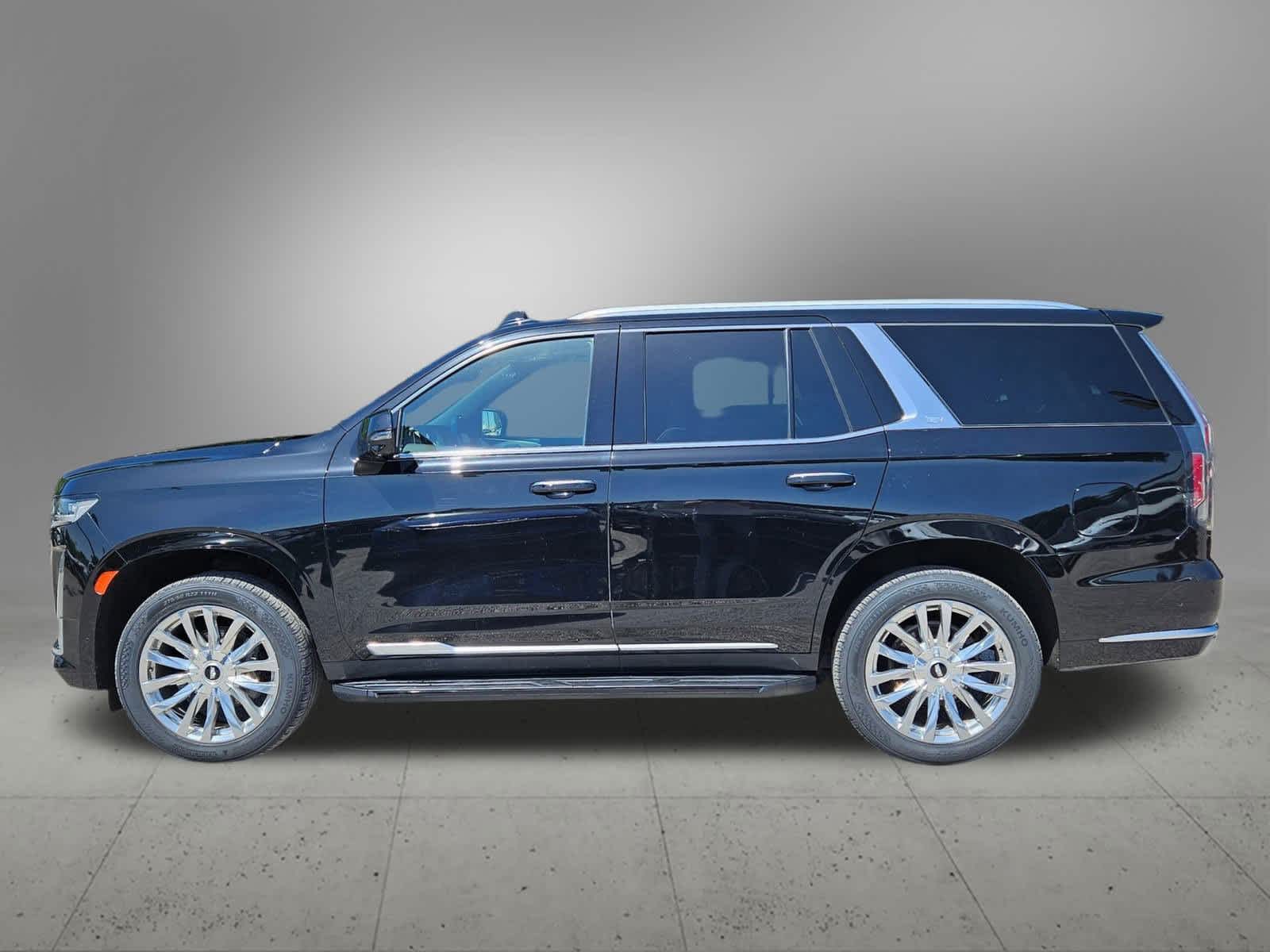 2023 Cadillac Escalade Premium Luxury photo 3