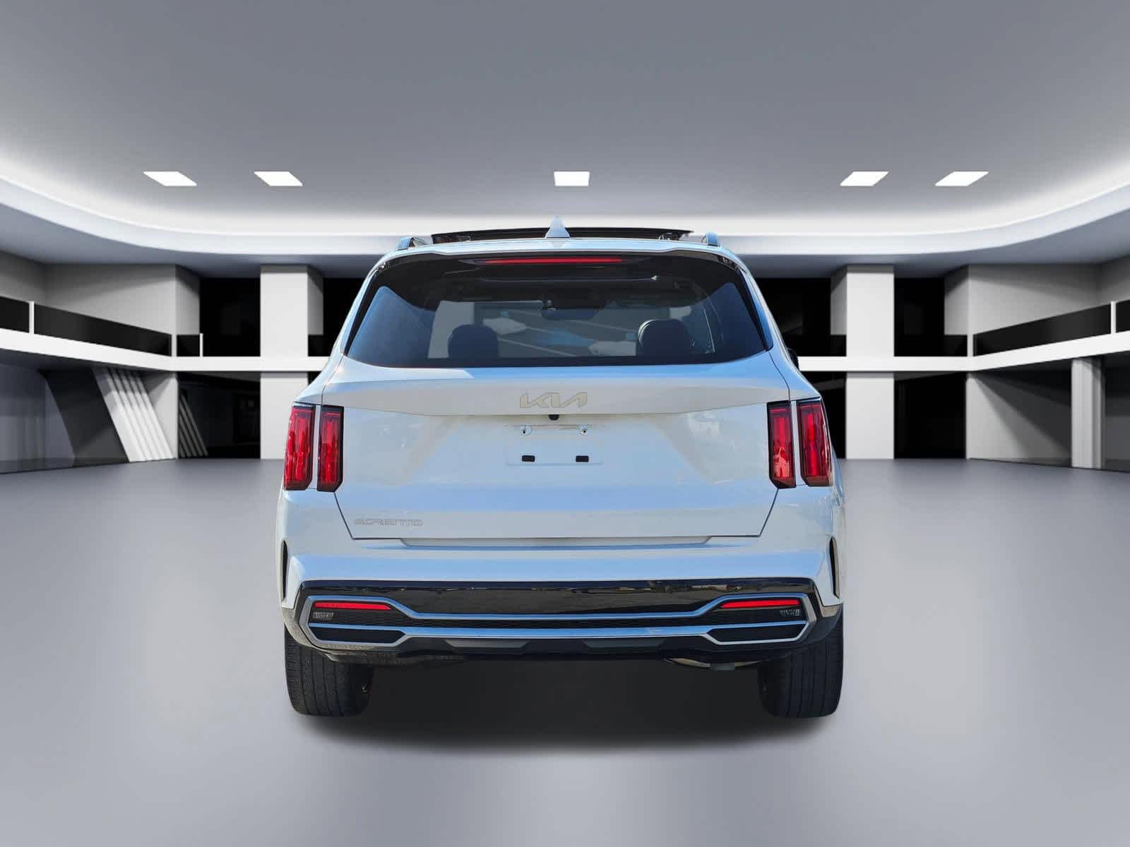 Thumbnail: 2023 Kia Sorento - 4