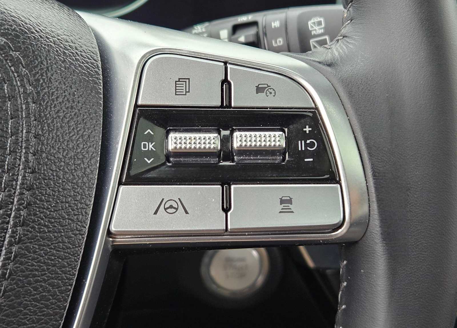 Thumbnail: 2025 Kia Telluride - 25