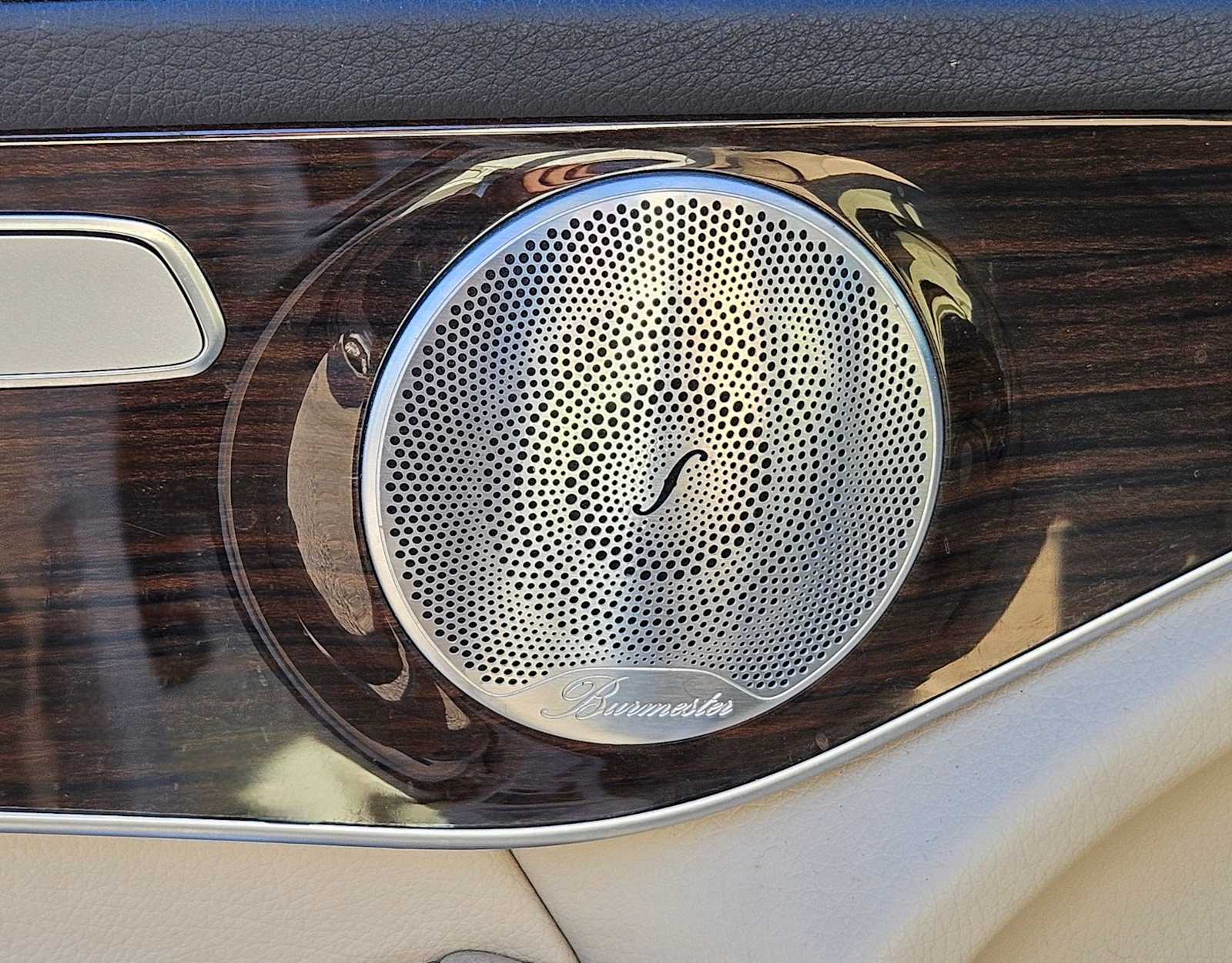 Thumbnail: 2016 Mercedes-Benz GLC - 17