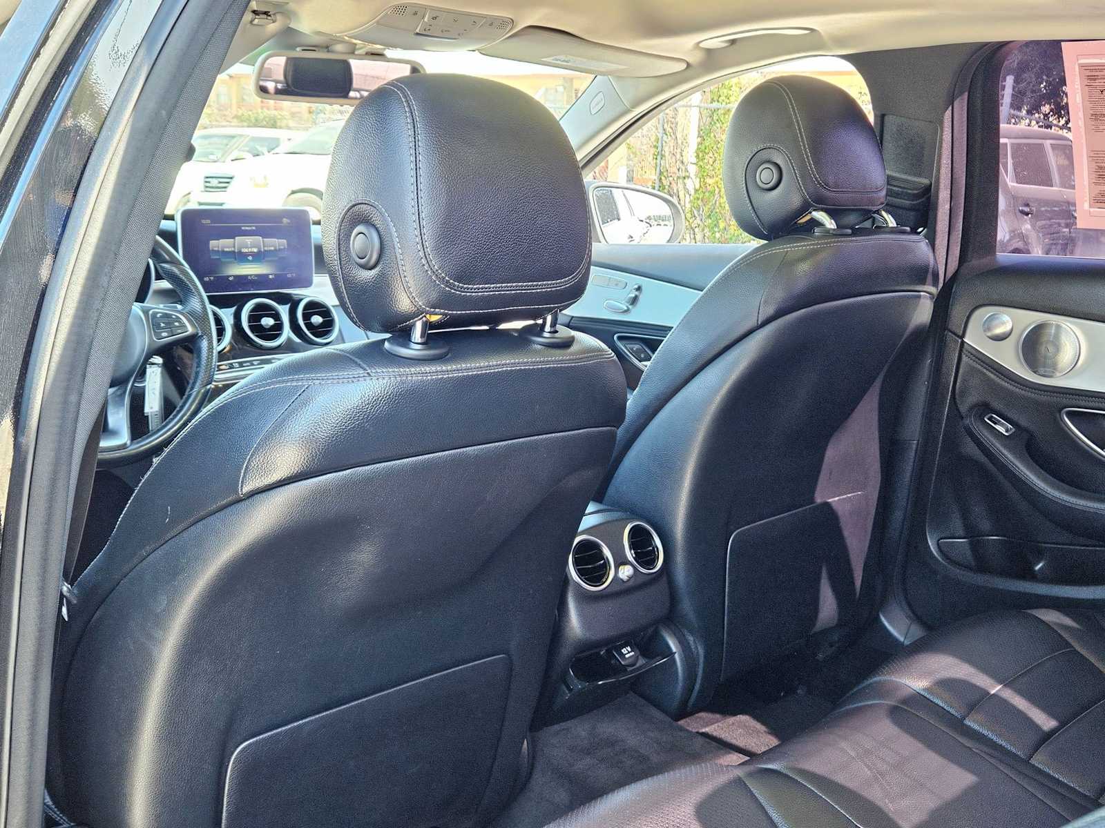 Thumbnail: 2016 Mercedes-Benz C-Class - 18
