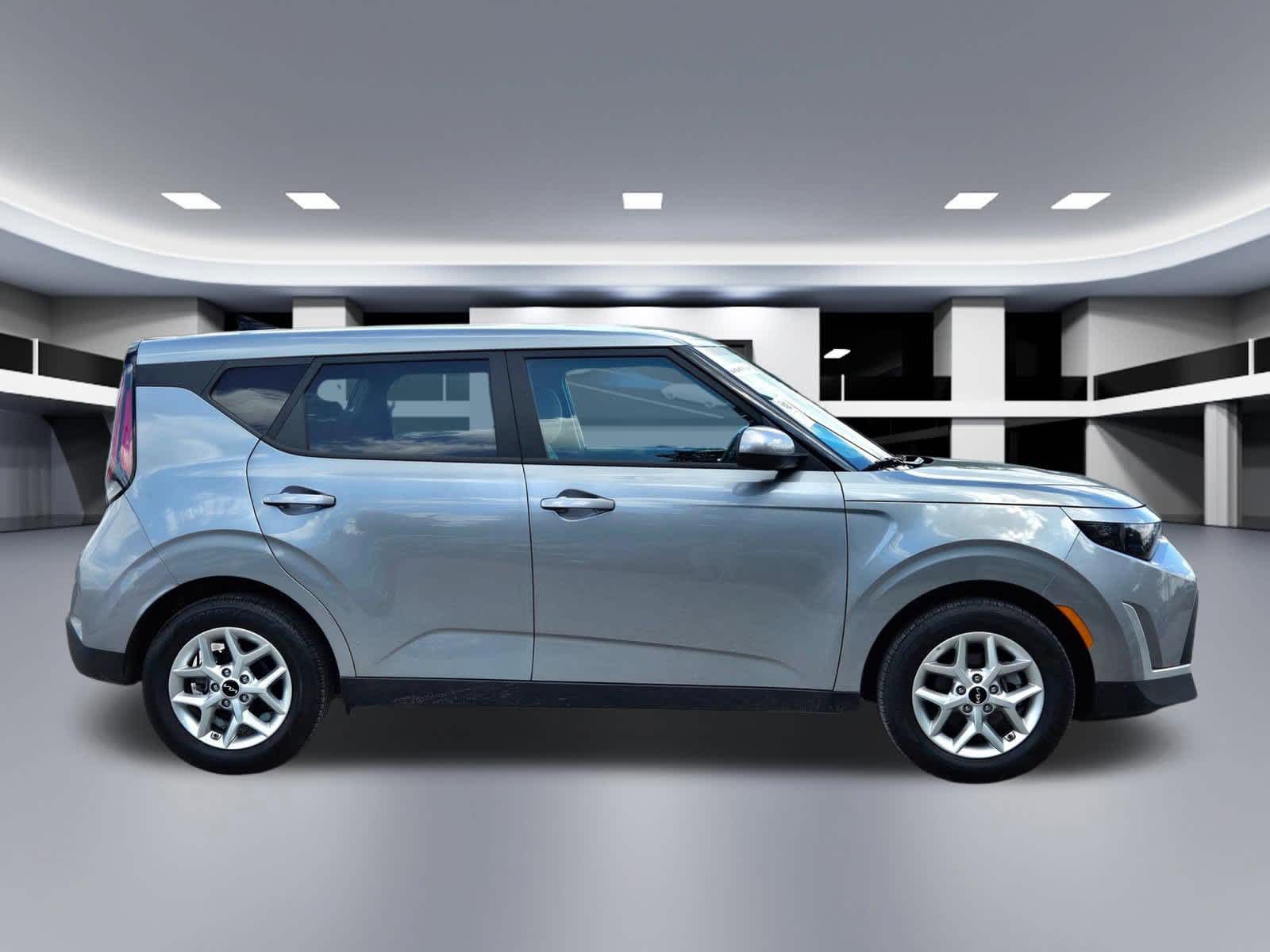 Thumbnail: 2025 Kia Soul - 6