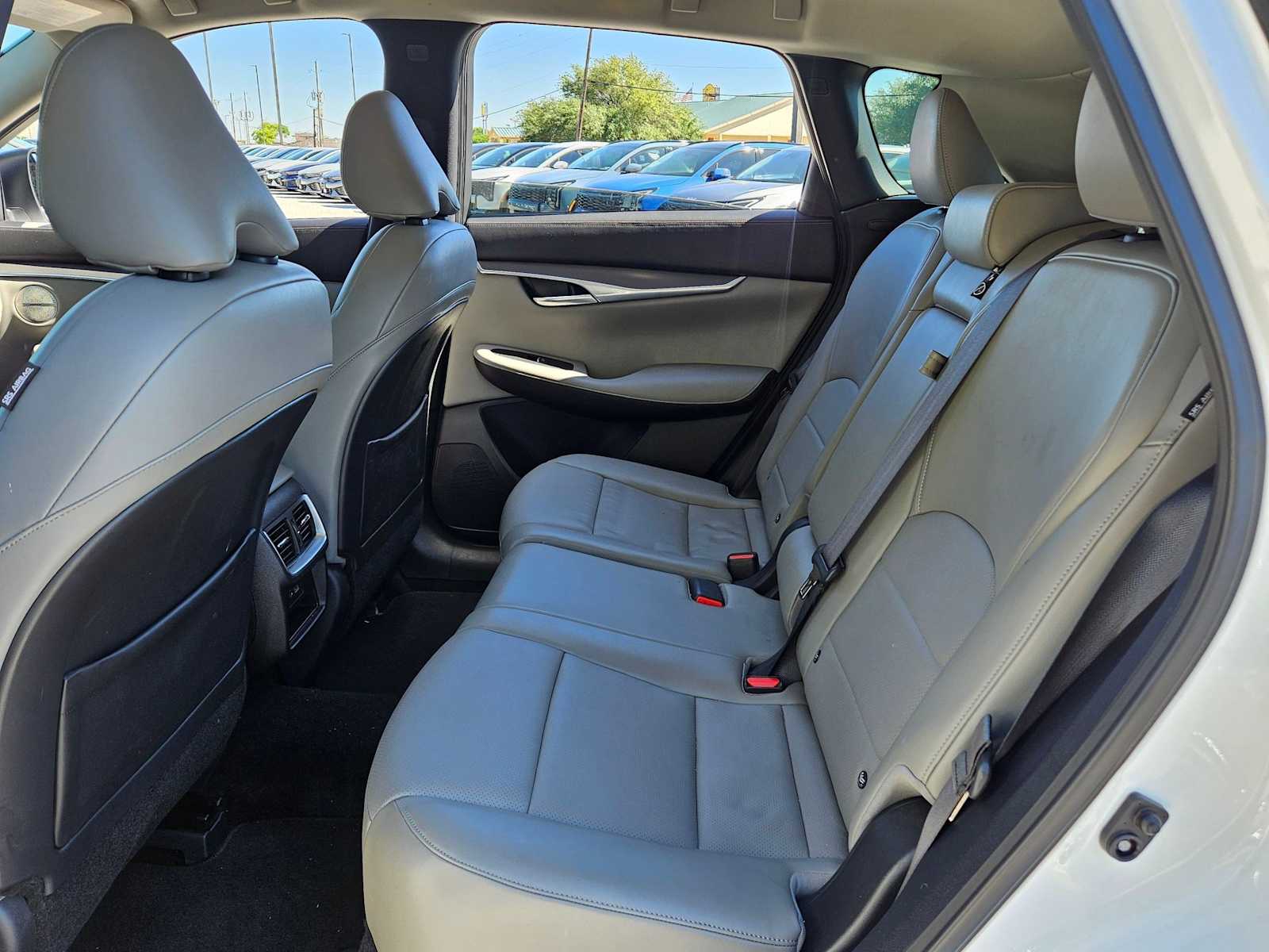 Thumbnail: 2023 INFINITI QX50 - 18