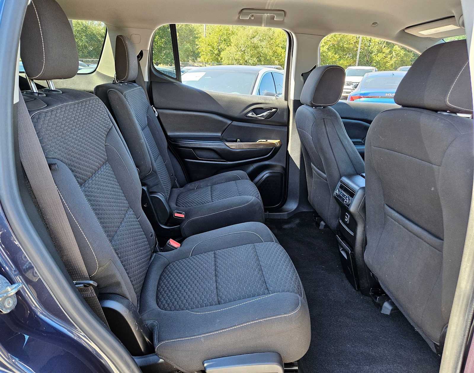 Thumbnail: 2018 GMC Acadia - 19