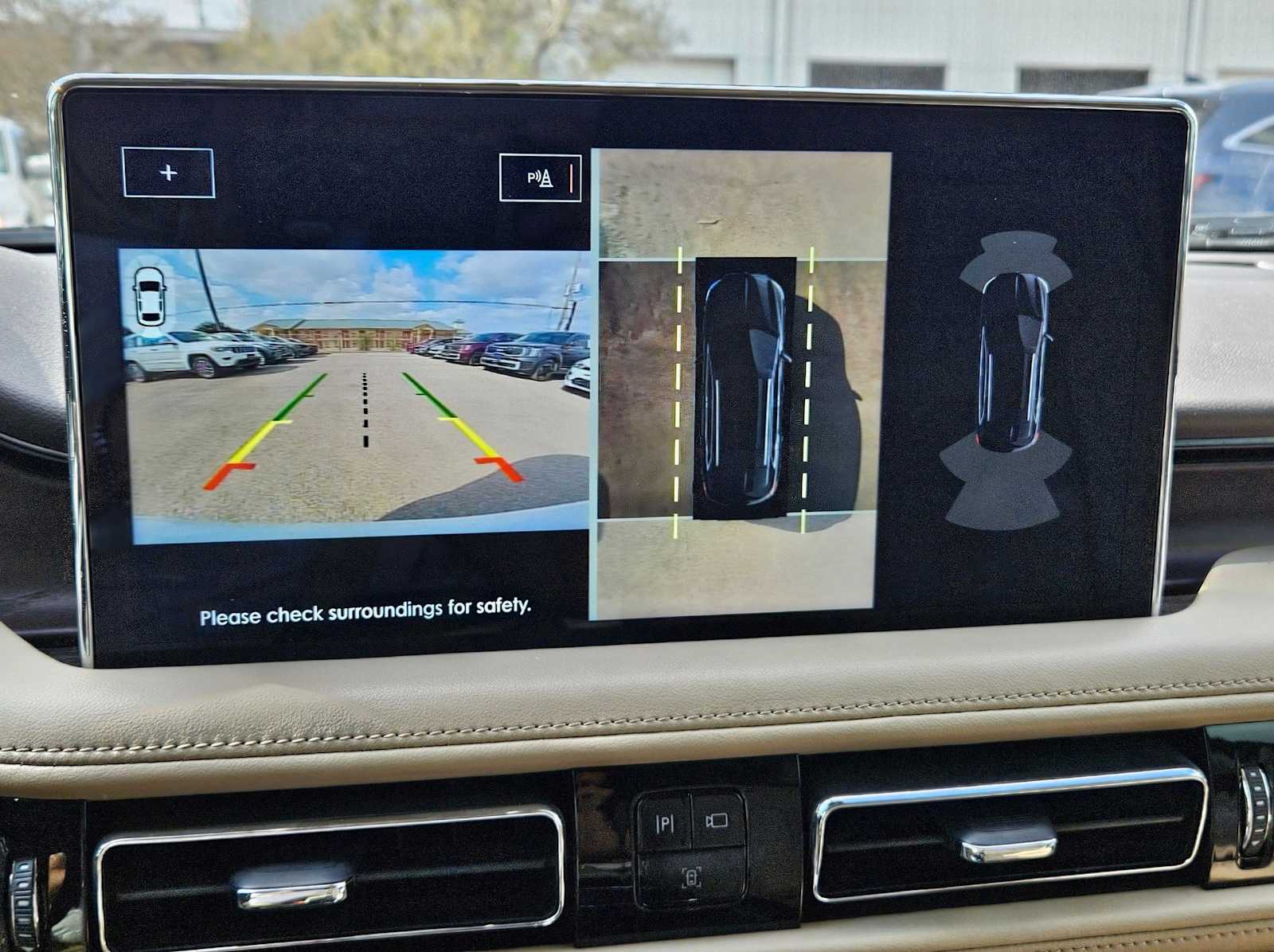 Thumbnail: 2022 Lincoln Nautilus - 29