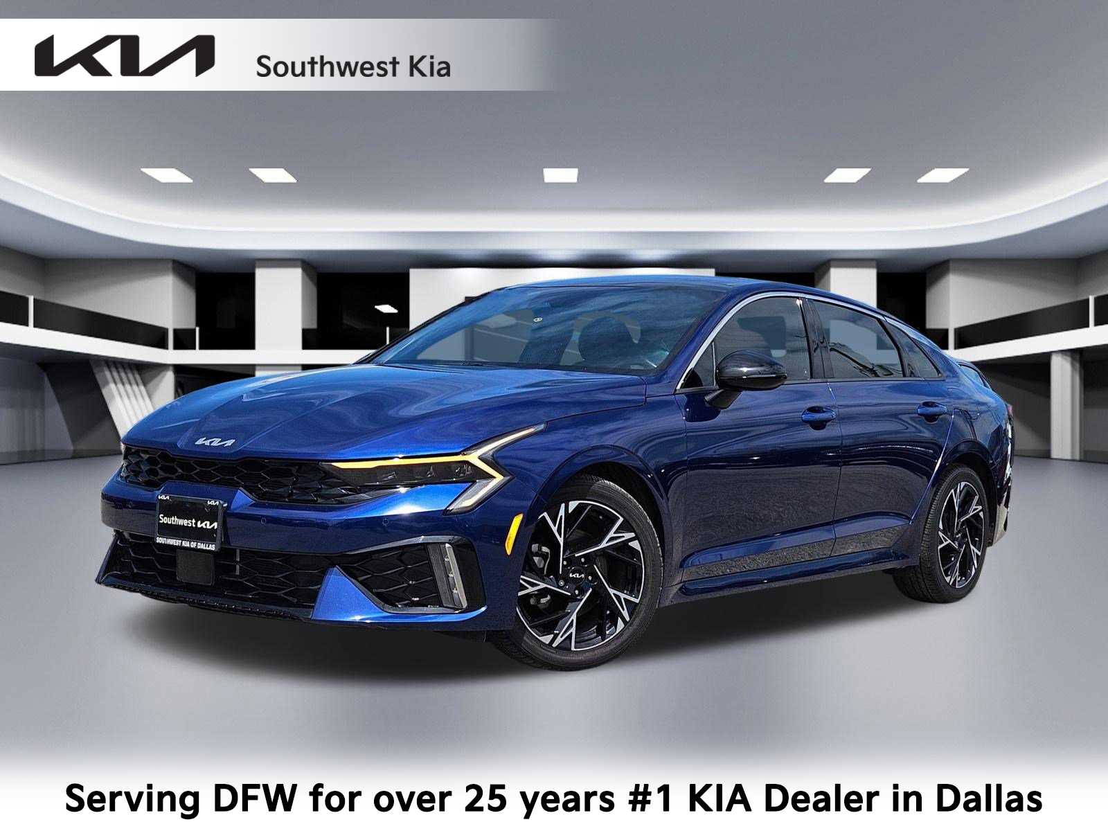 Thumbnail: 2025 Kia K5 - 1