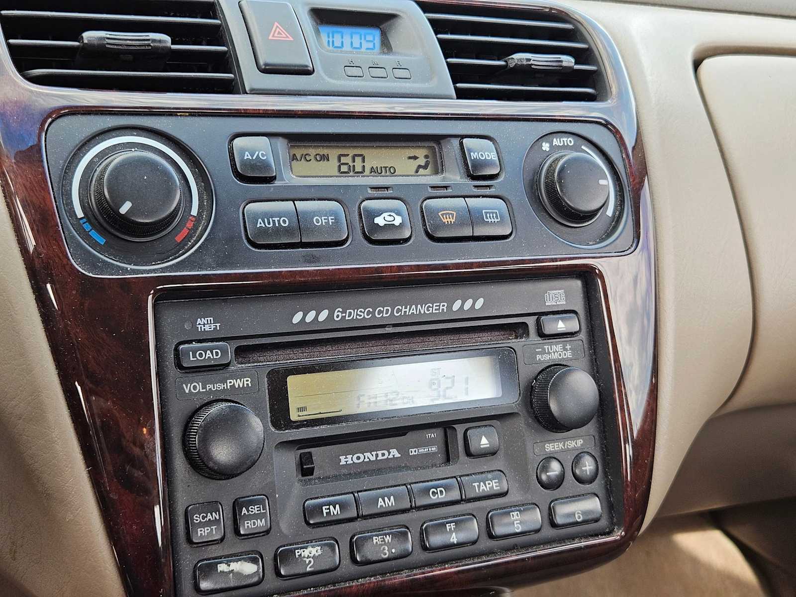 Thumbnail: 2002 Honda Accord - 22