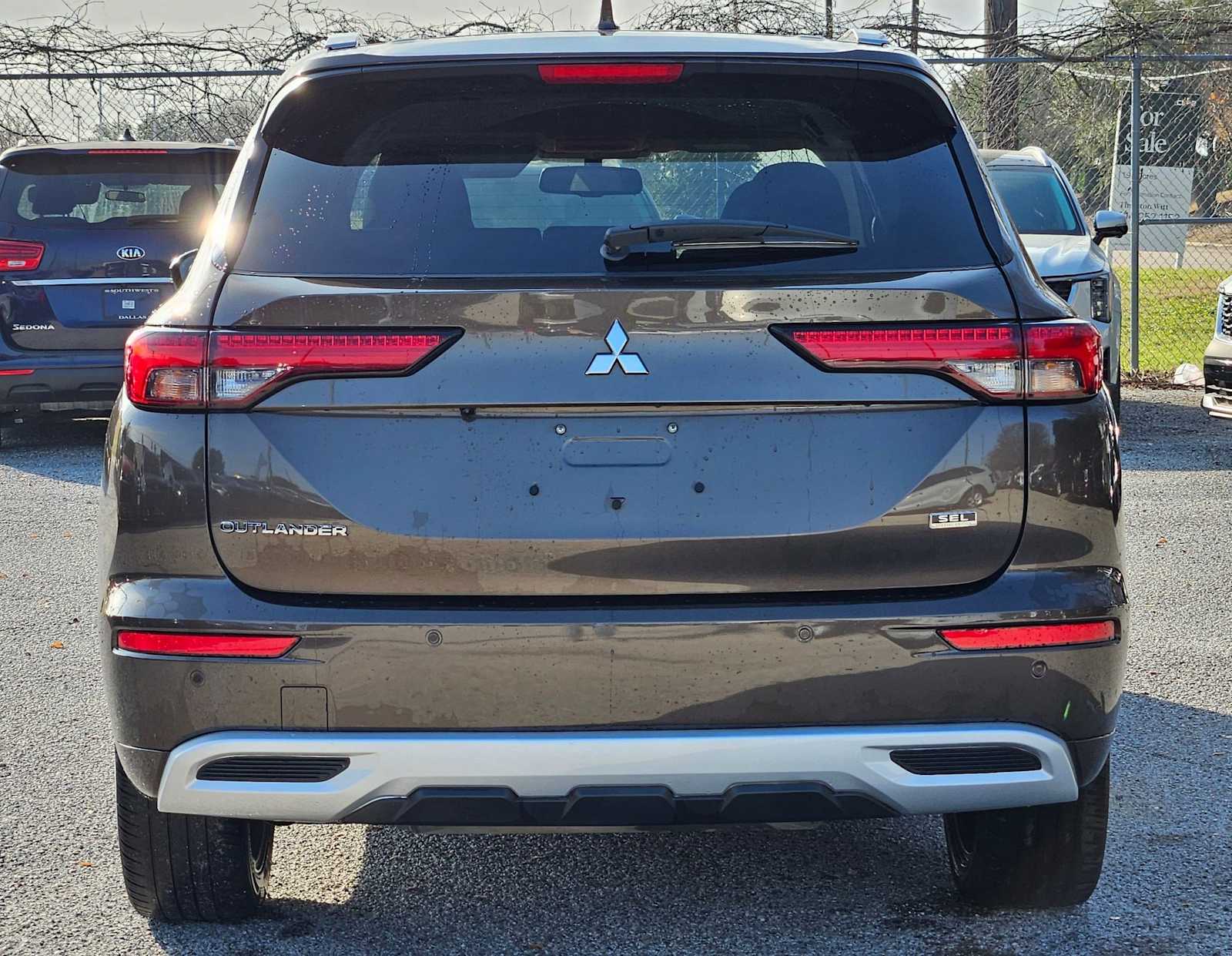 Thumbnail: 2022 Mitsubishi Outlander - 5