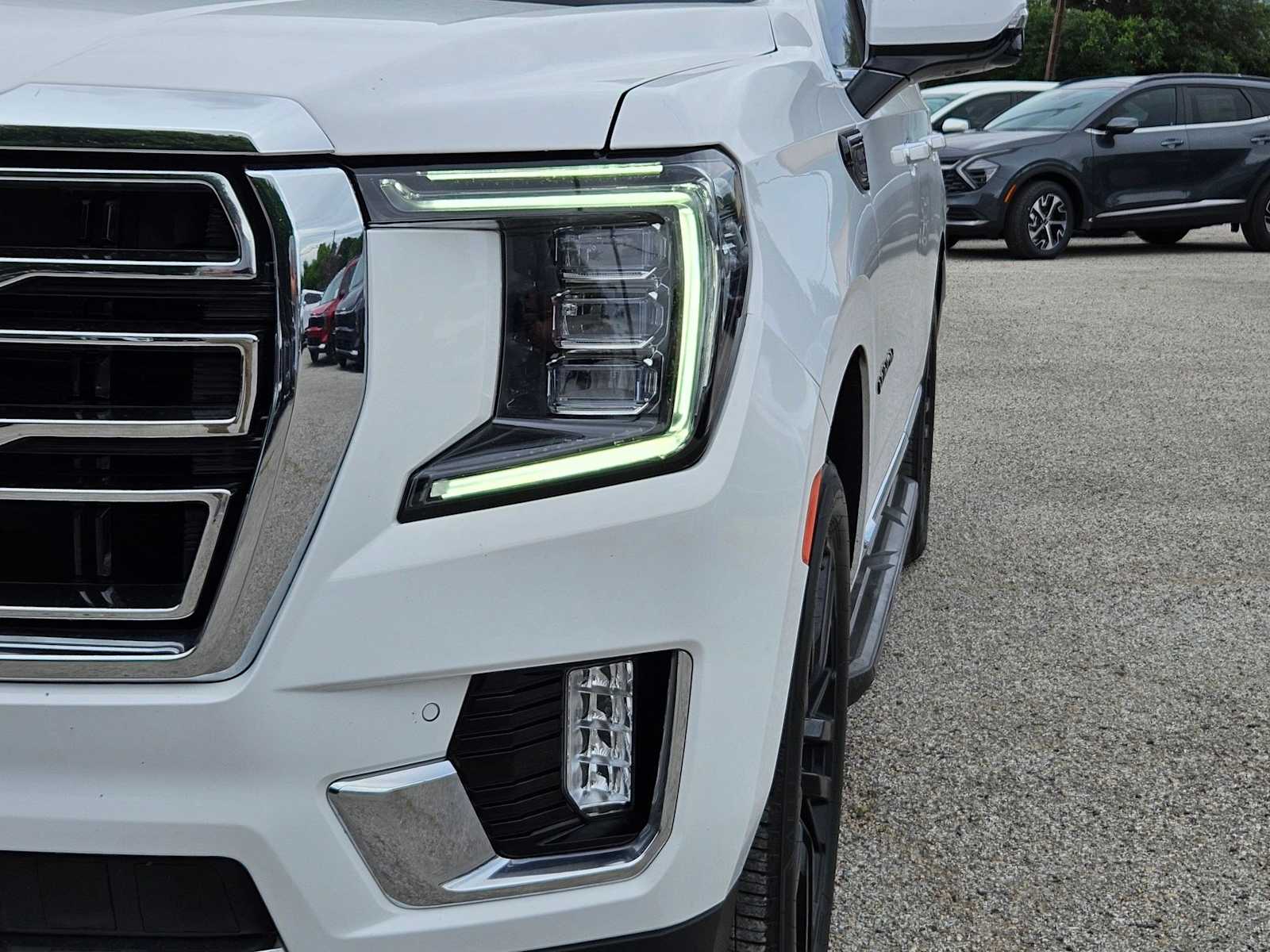 Thumbnail: 2023 GMC Yukon - 3