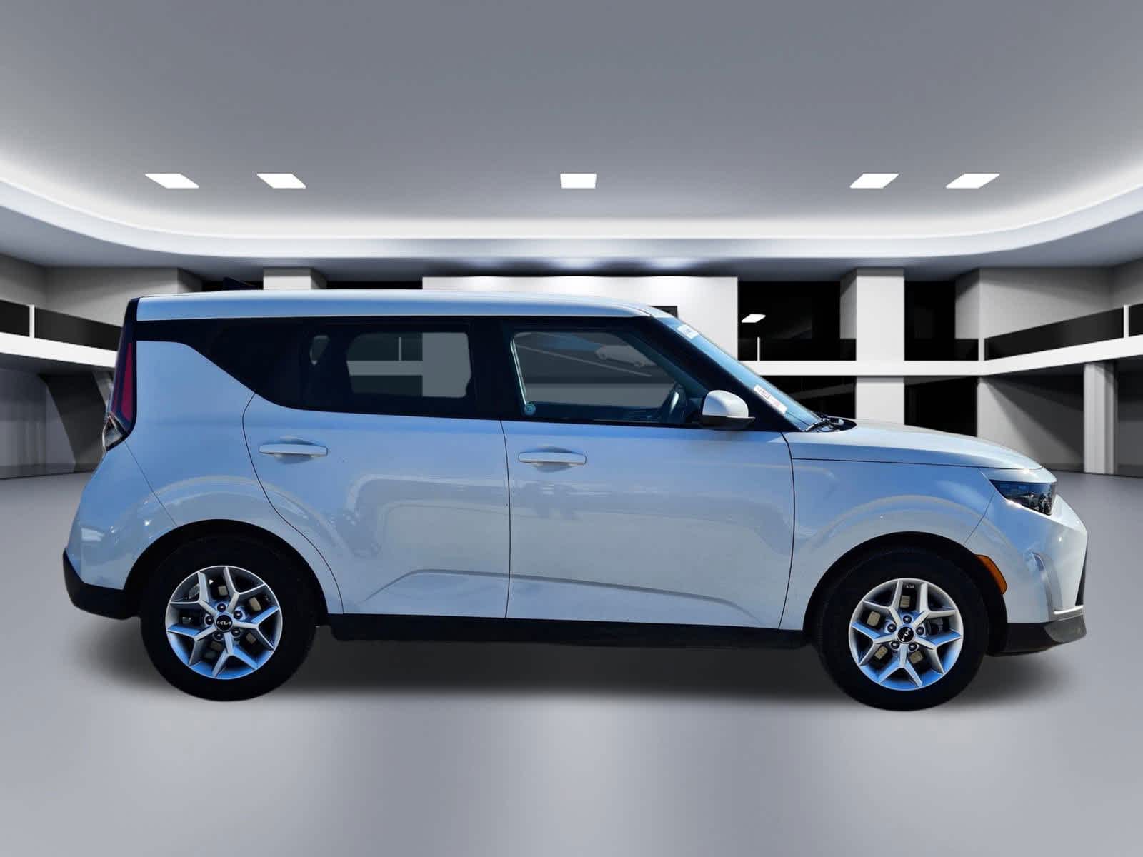Thumbnail: 2024 Kia Soul - 6