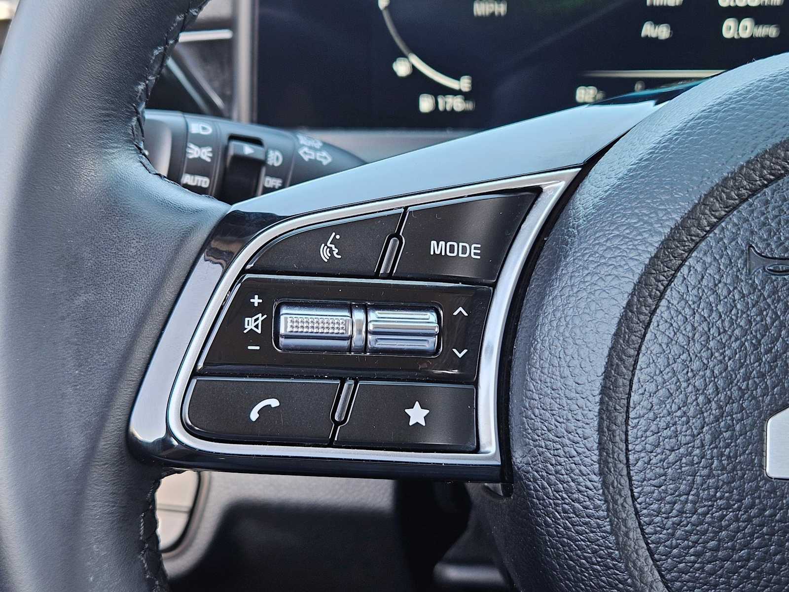 Thumbnail: 2024 Kia Seltos - 25