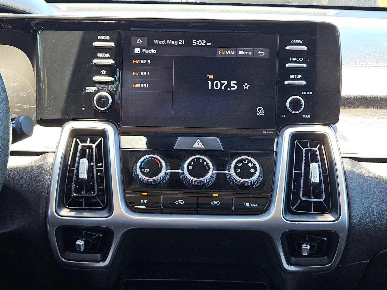 Thumbnail: 2021 Kia Sorento - 19