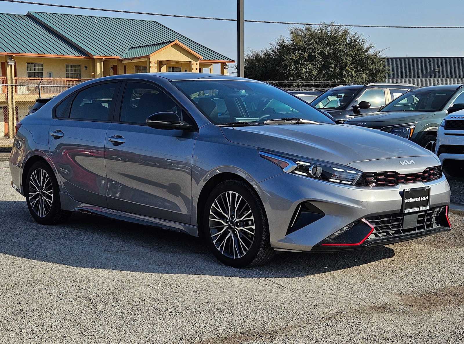 Thumbnail: 2024 Kia Forte - 8