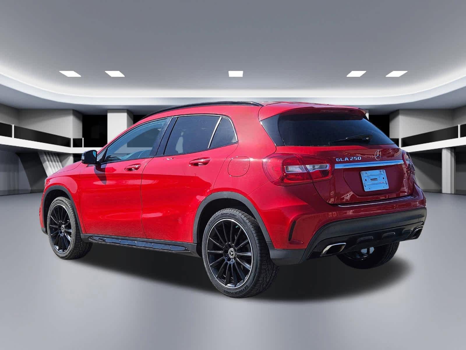 Thumbnail: 2018 Mercedes-Benz GLA - 3