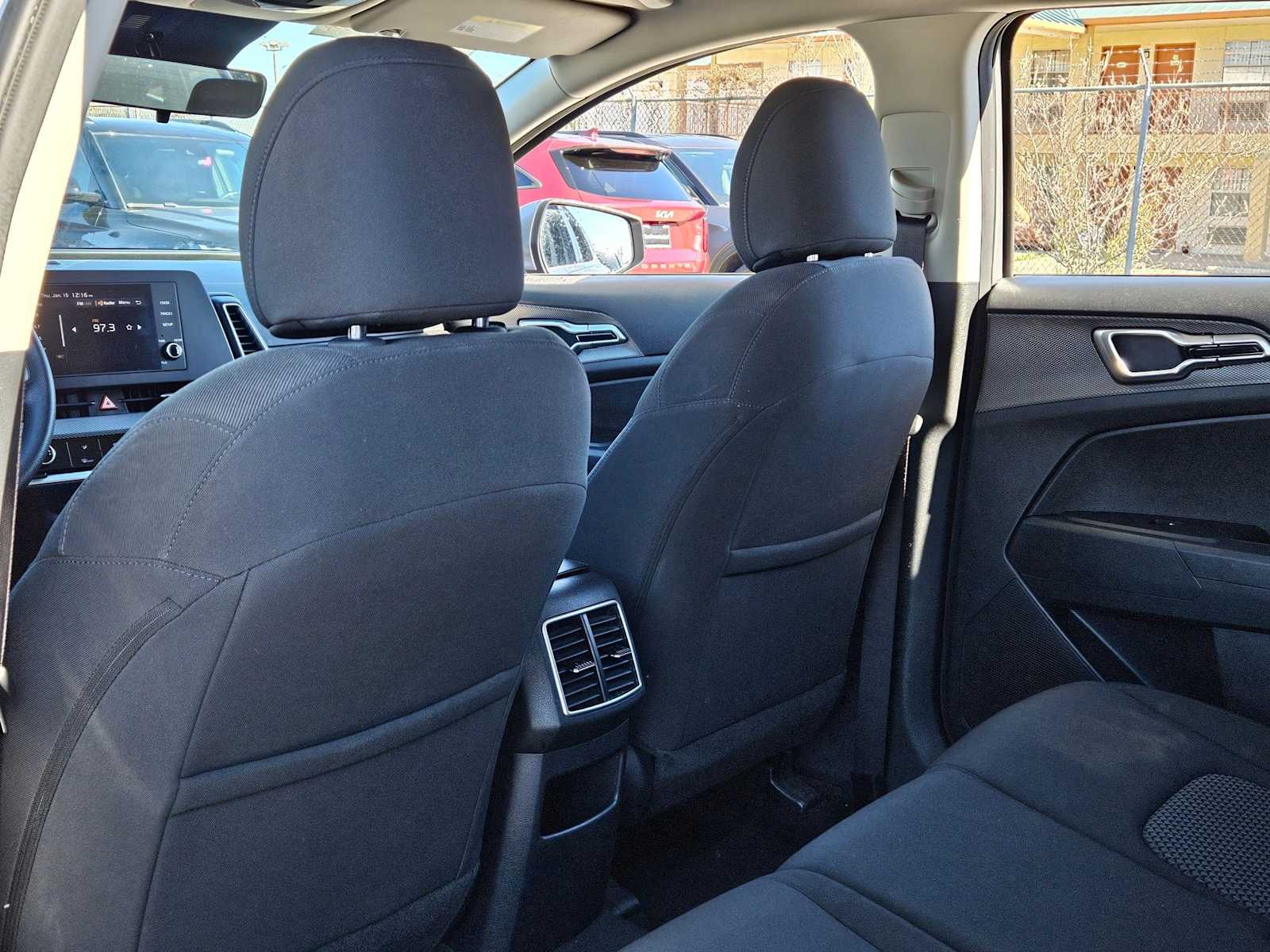 Thumbnail: 2024 Kia Sportage - 16