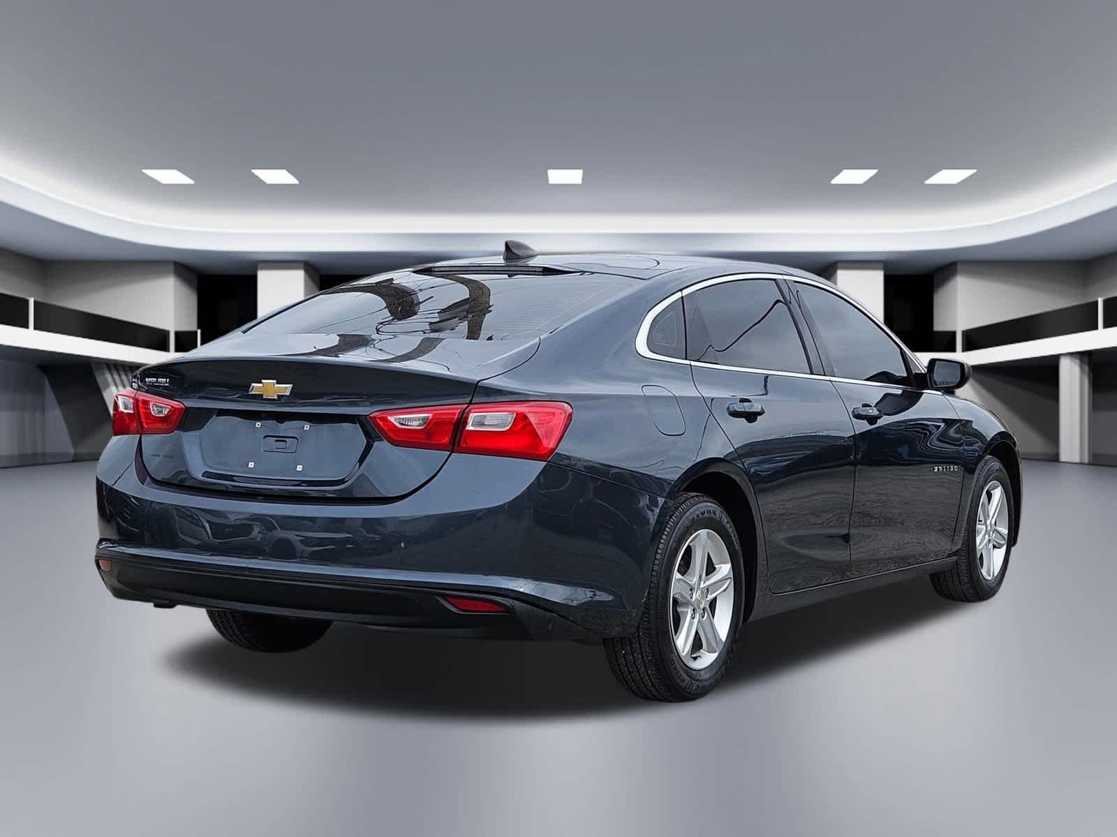Thumbnail: 2020 Chevrolet Malibu - 6
