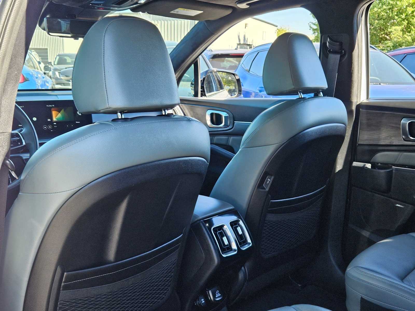 Thumbnail: 2024 Kia Sorento - 20