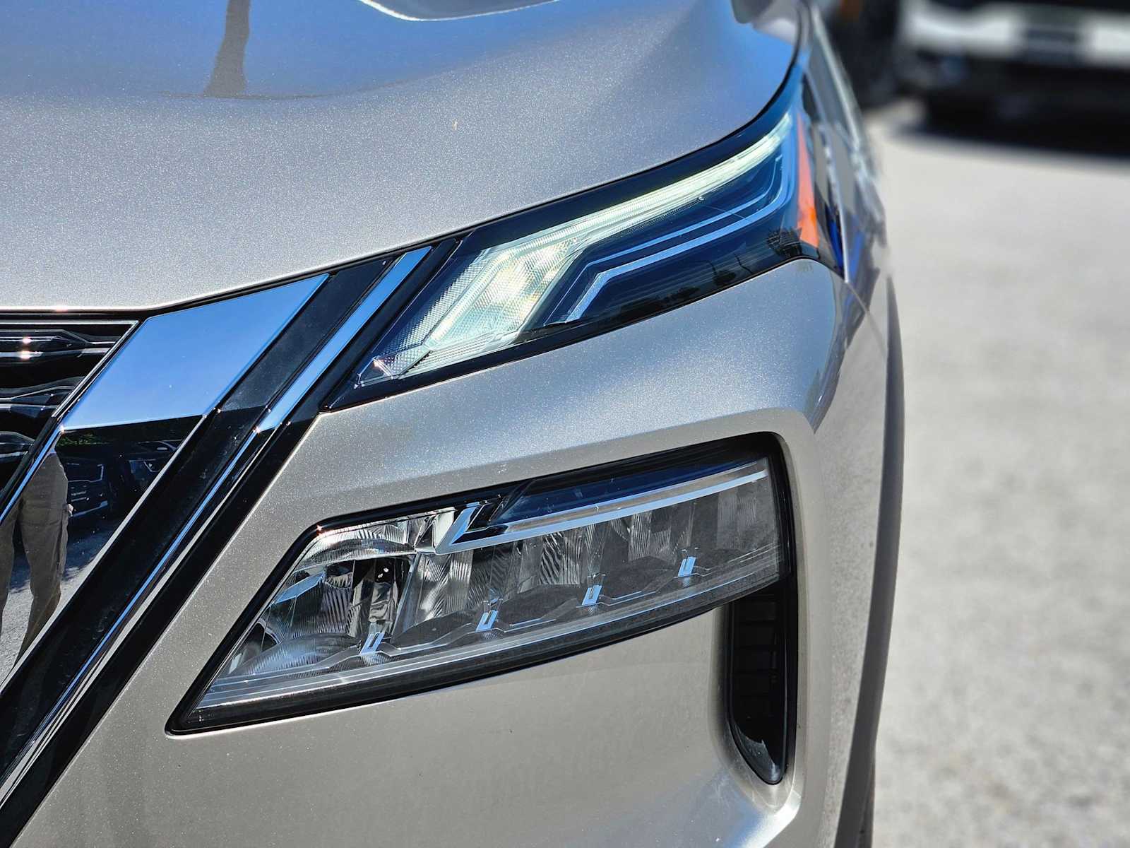 Thumbnail: 2023 Nissan Rogue - 10