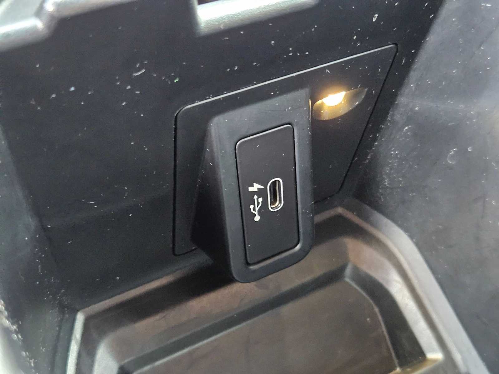 Thumbnail: 2022 BMW X3 - 27