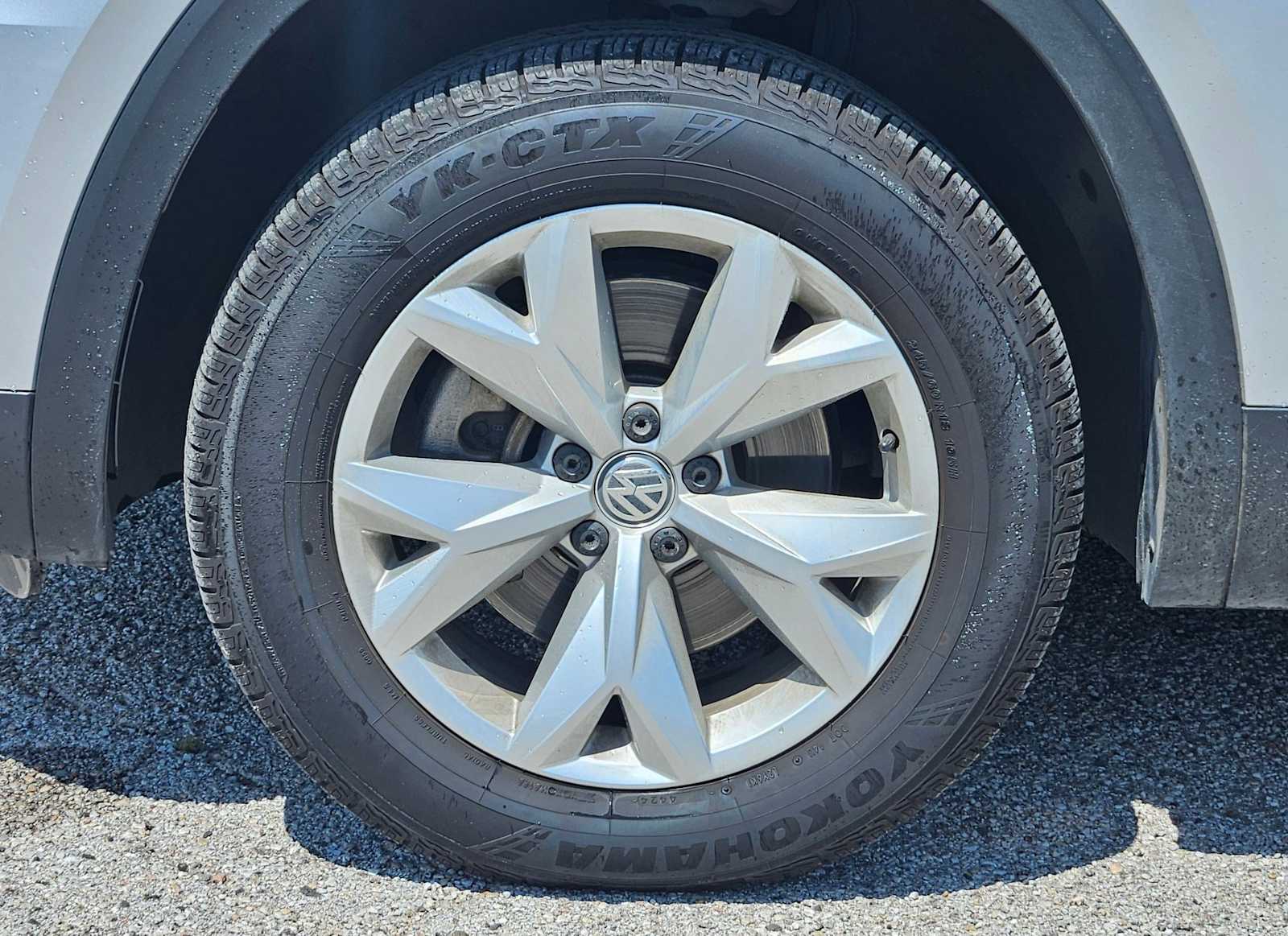 2018 Volkswagen Atlas SE 11
