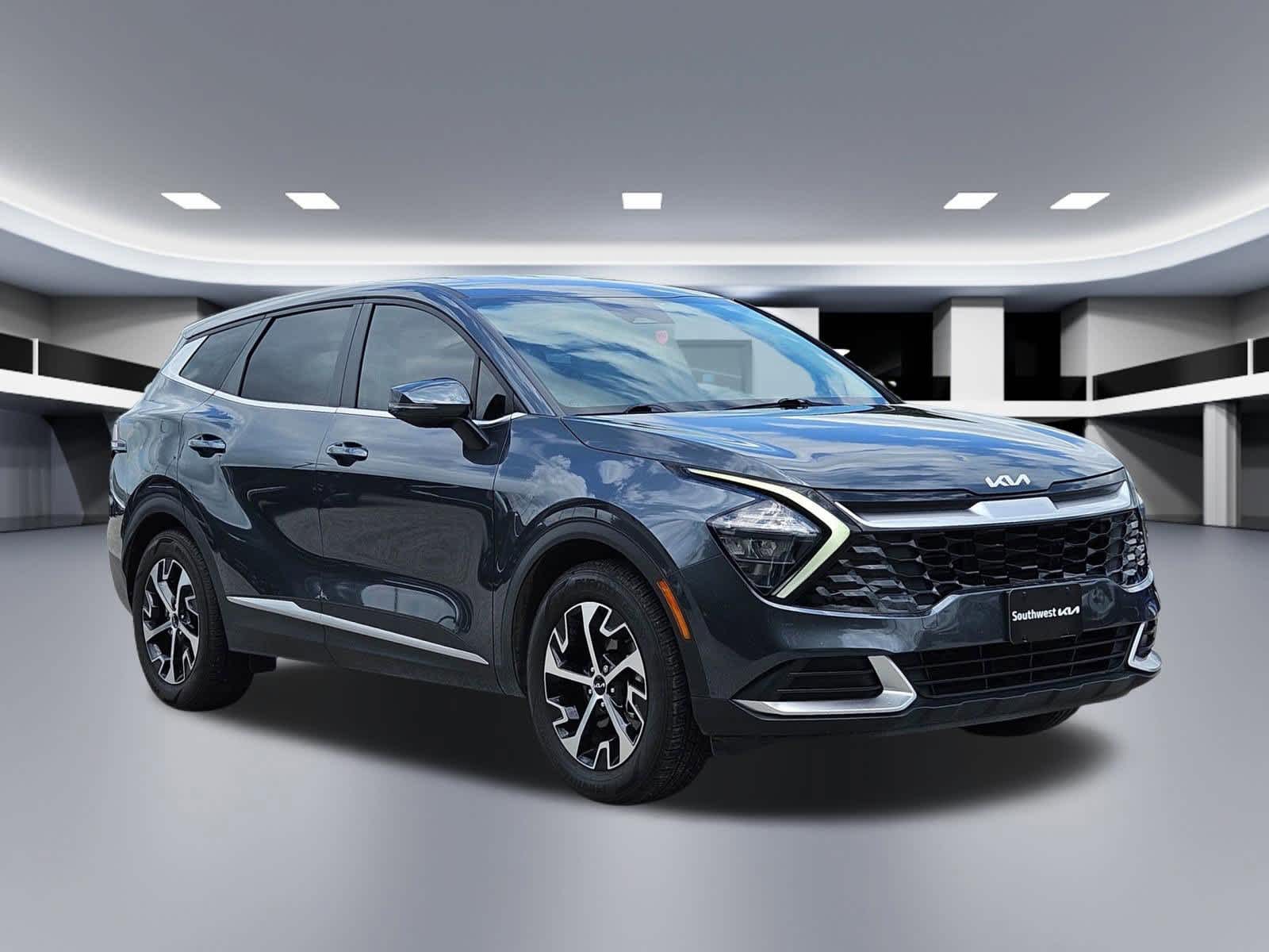 Thumbnail: 2023 Kia Sportage - 7