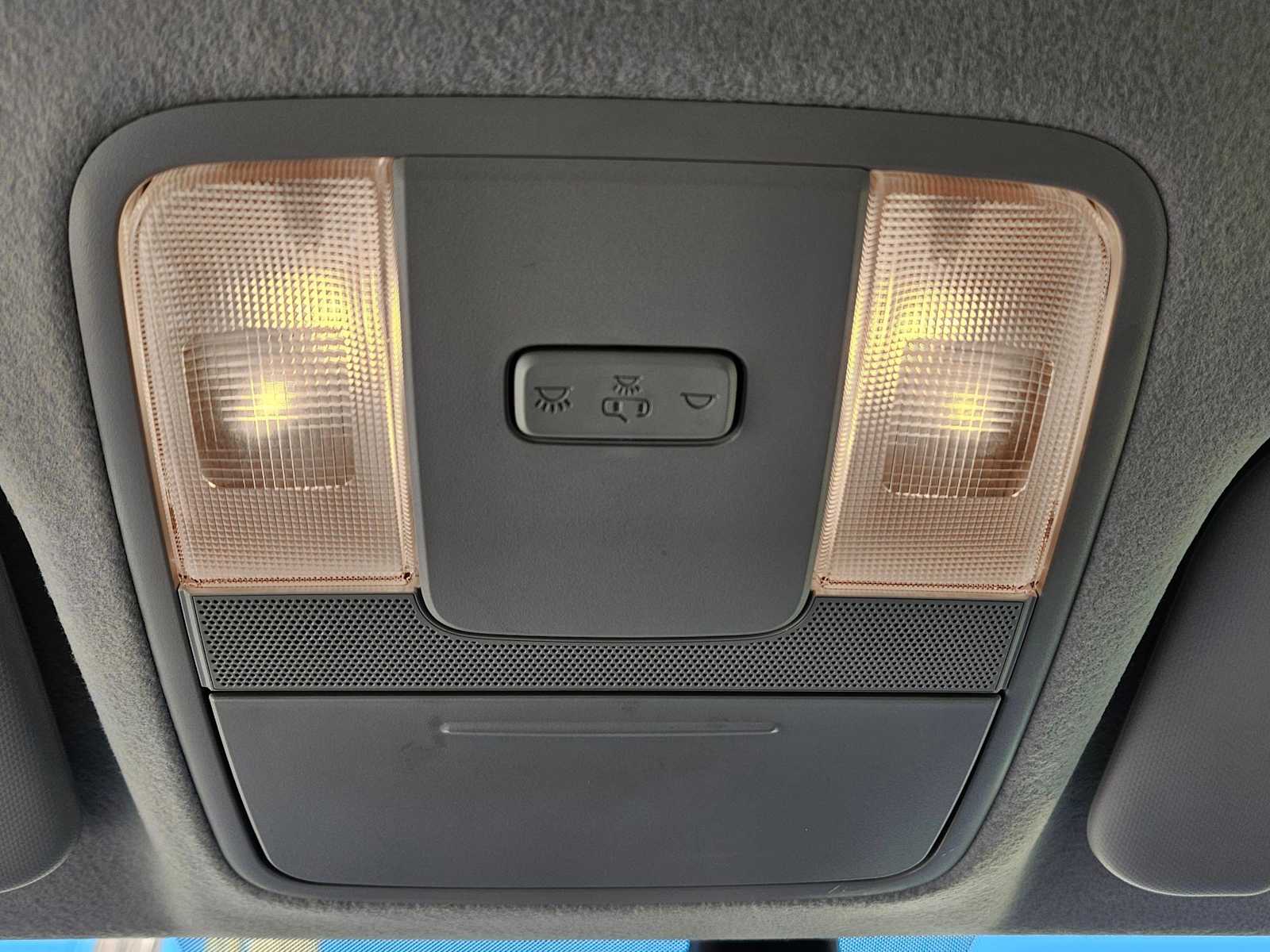 Thumbnail: 2024 Kia Forte - 32