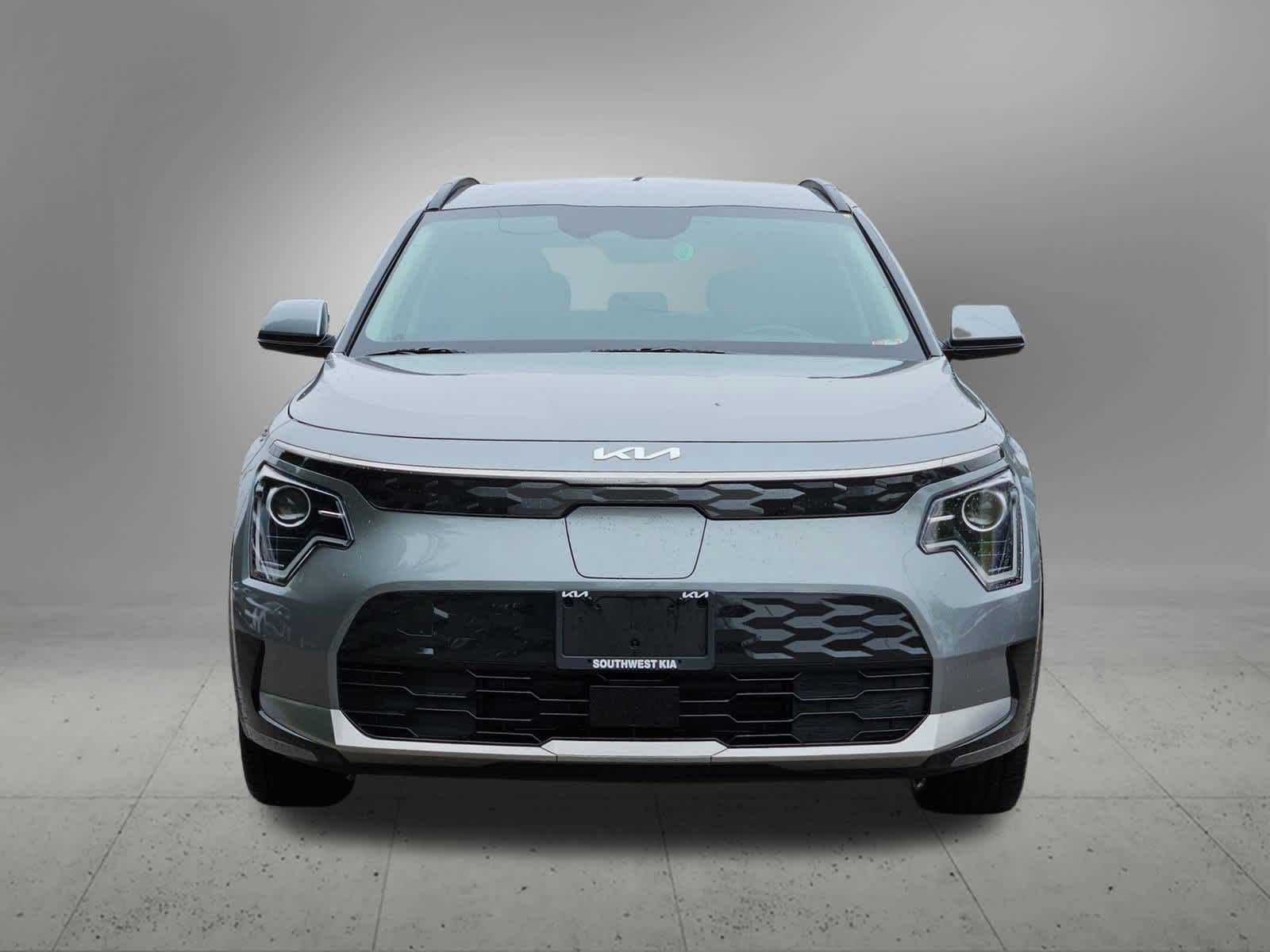 Thumbnail: 2024 Kia Niro - 9