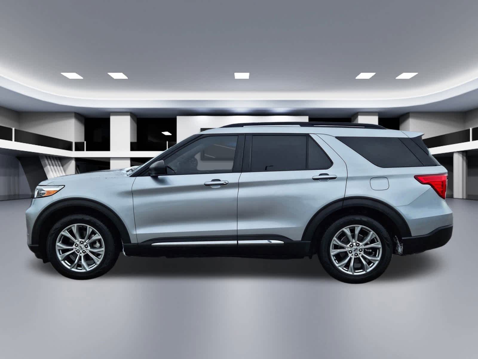 Thumbnail: 2020 Ford Explorer - 3