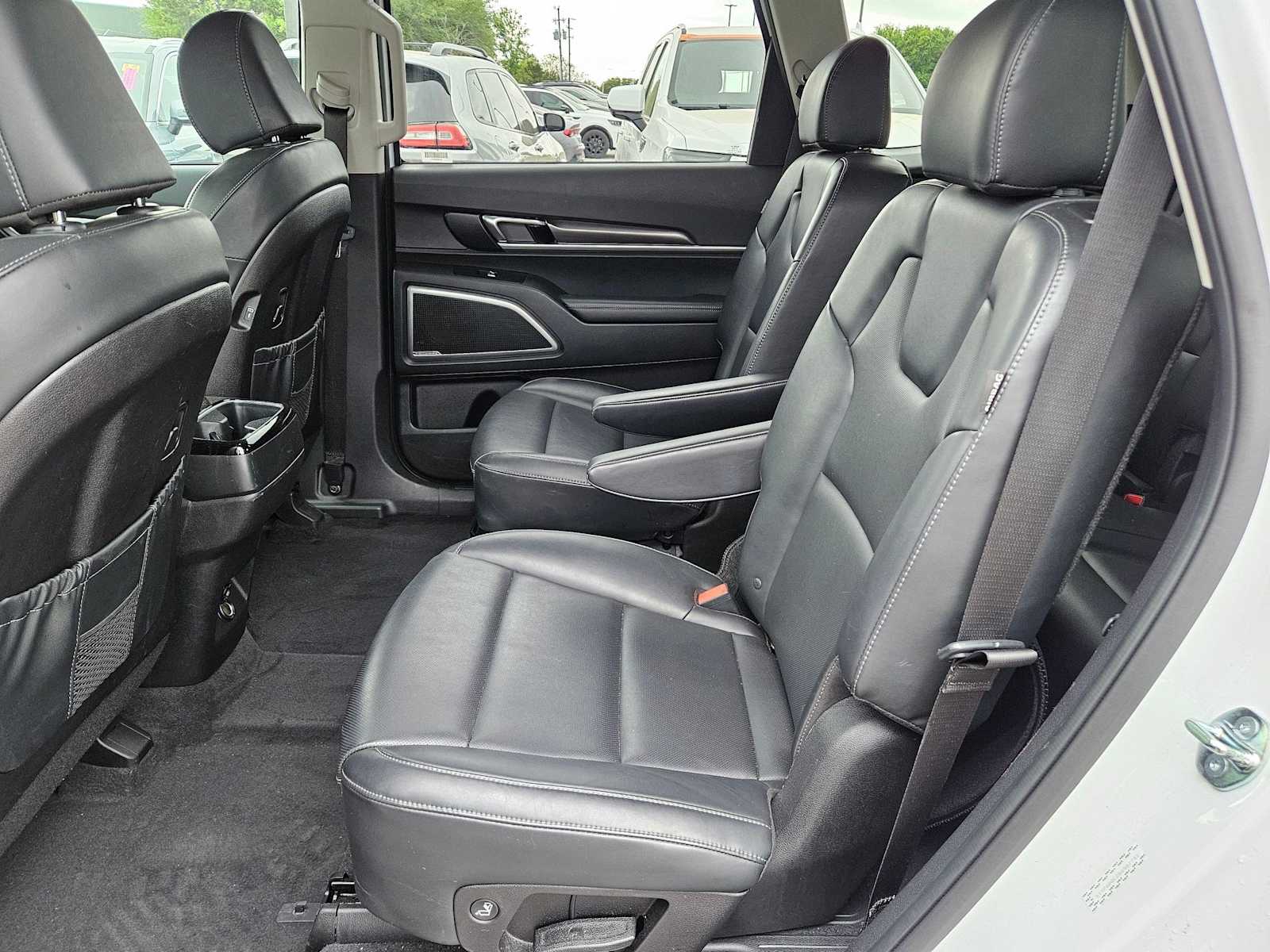 Thumbnail: 2025 Kia Telluride - 19