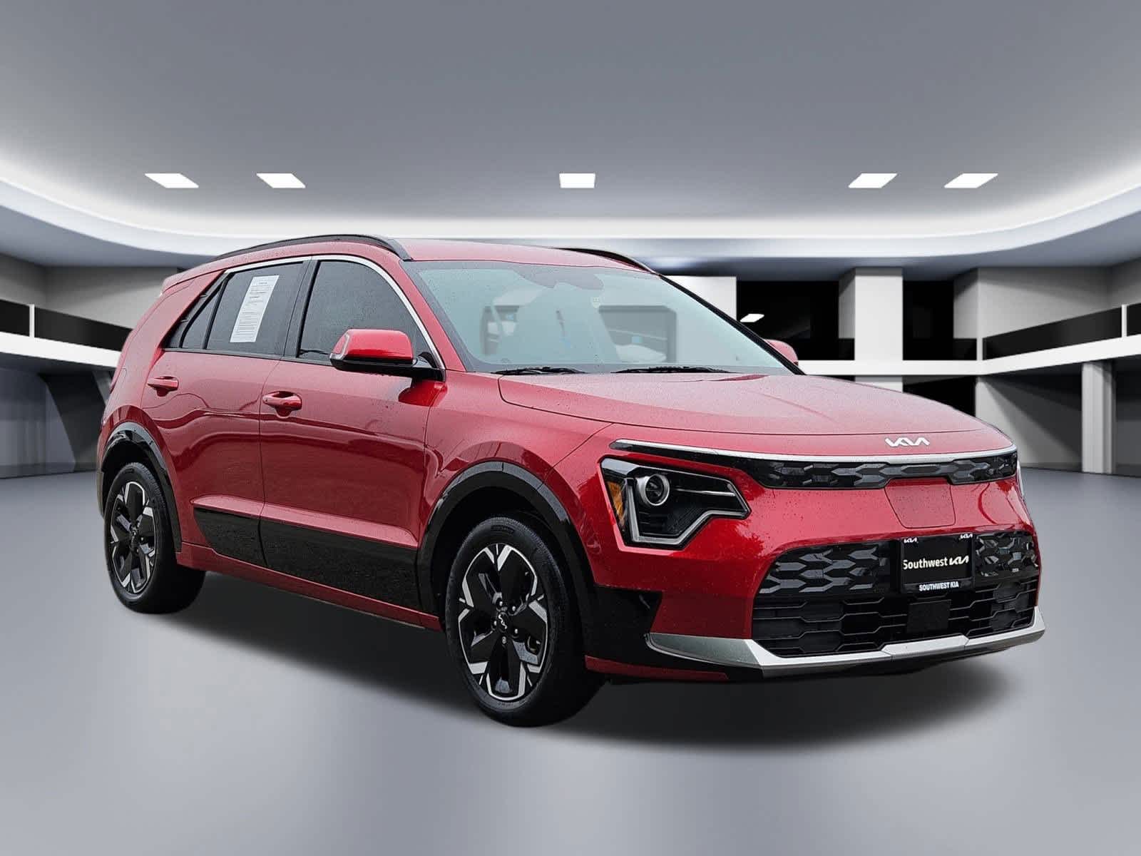 Thumbnail: 2023 Kia Niro - 8
