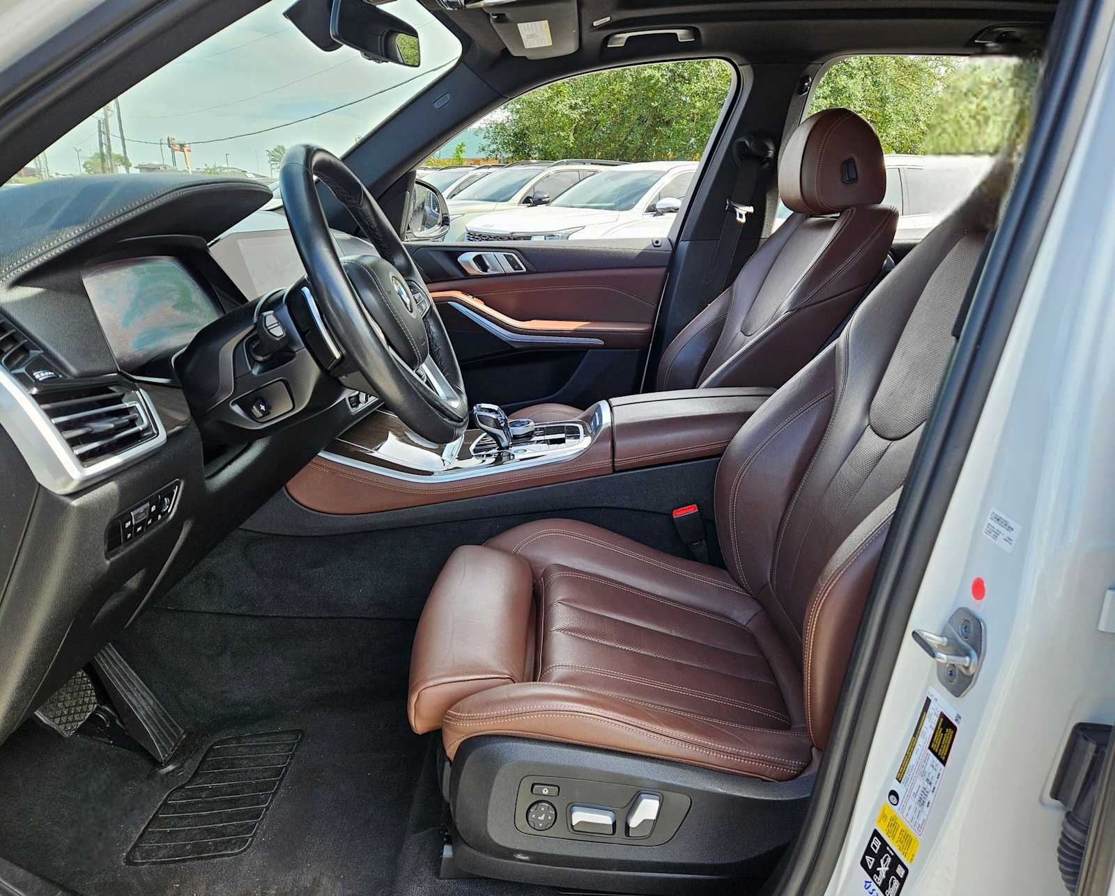 Thumbnail: 2022 BMW X5 - 16