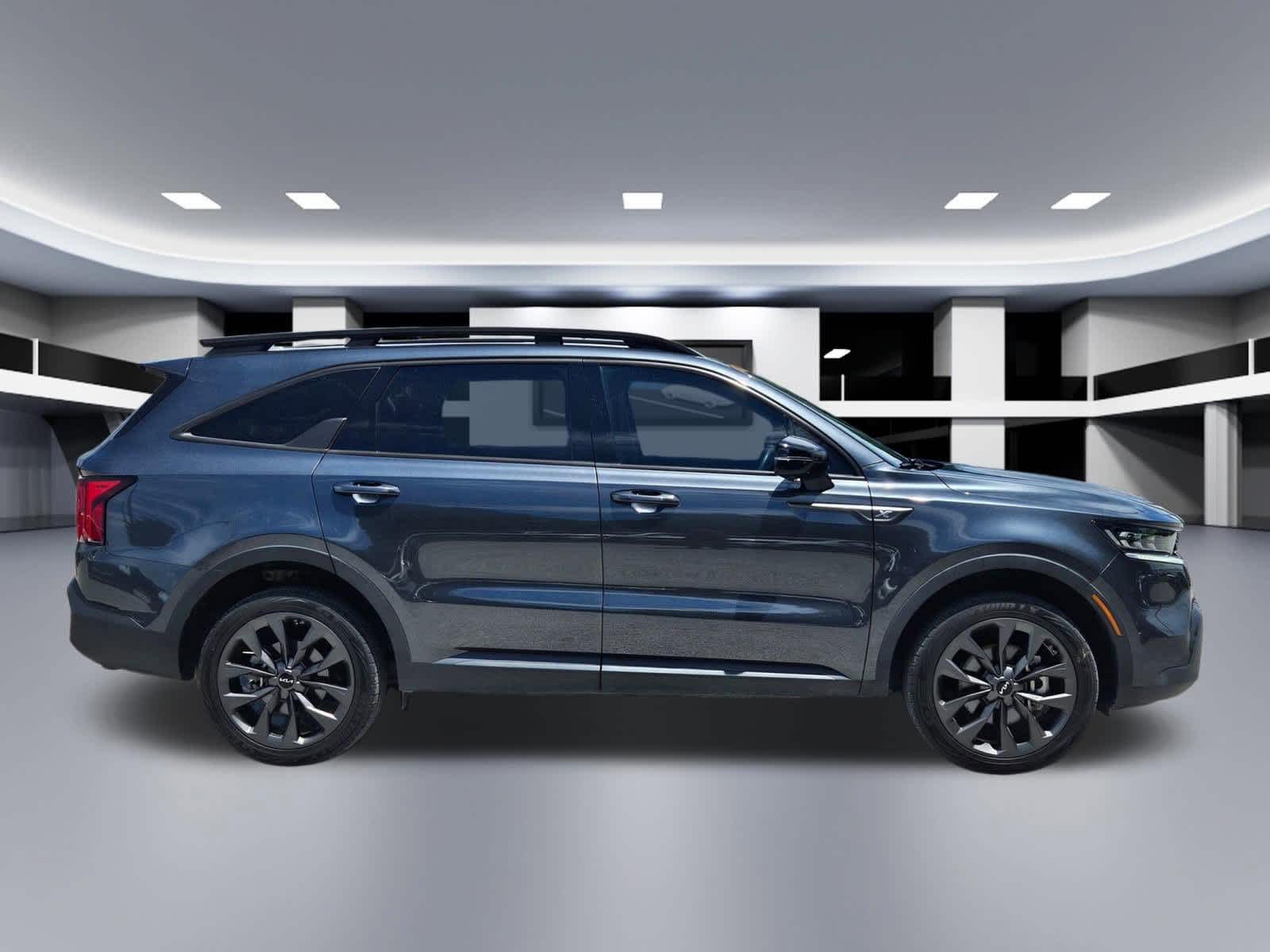 Thumbnail: 2023 Kia Sorento - 7