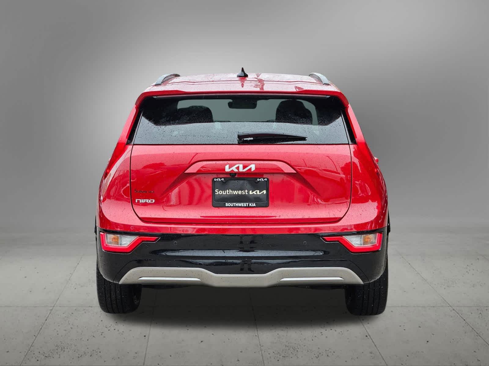 Thumbnail: 2023 Kia Niro - 5