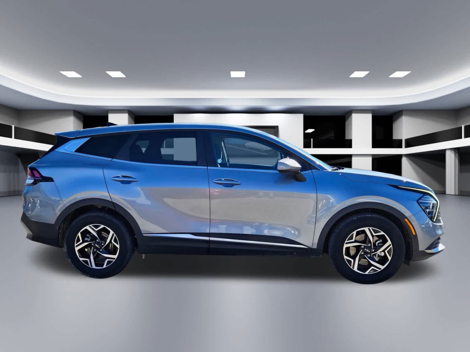 Thumbnail: 2024 Kia Sportage - 4