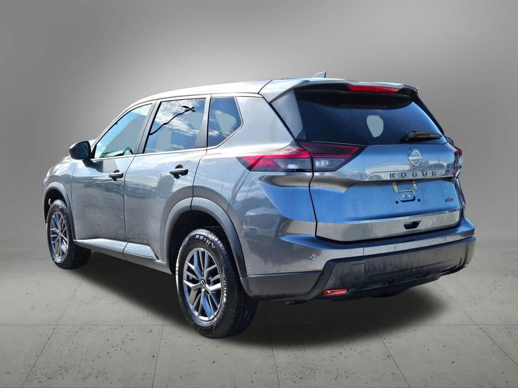 Used 2024 Nissan Rogue S SUV