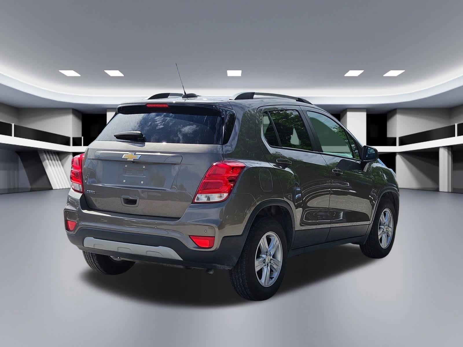 Thumbnail: 2021 Chevrolet Trax - 5