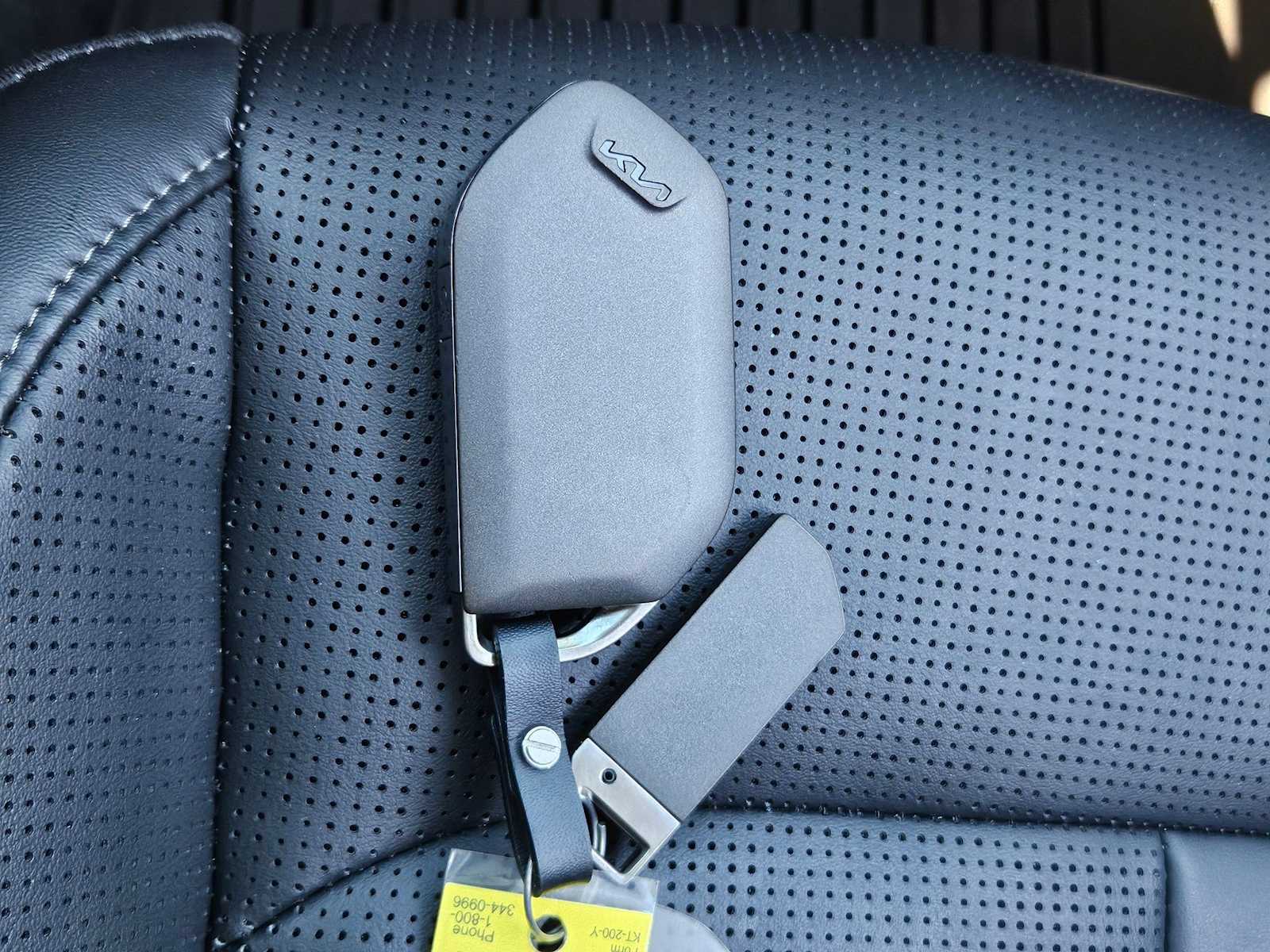 Thumbnail: 2024 Kia Sorento - 36