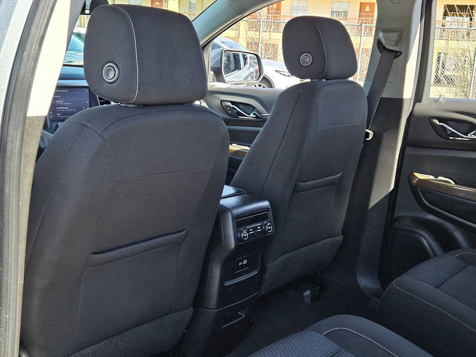 Thumbnail: 2023 GMC Acadia - 16