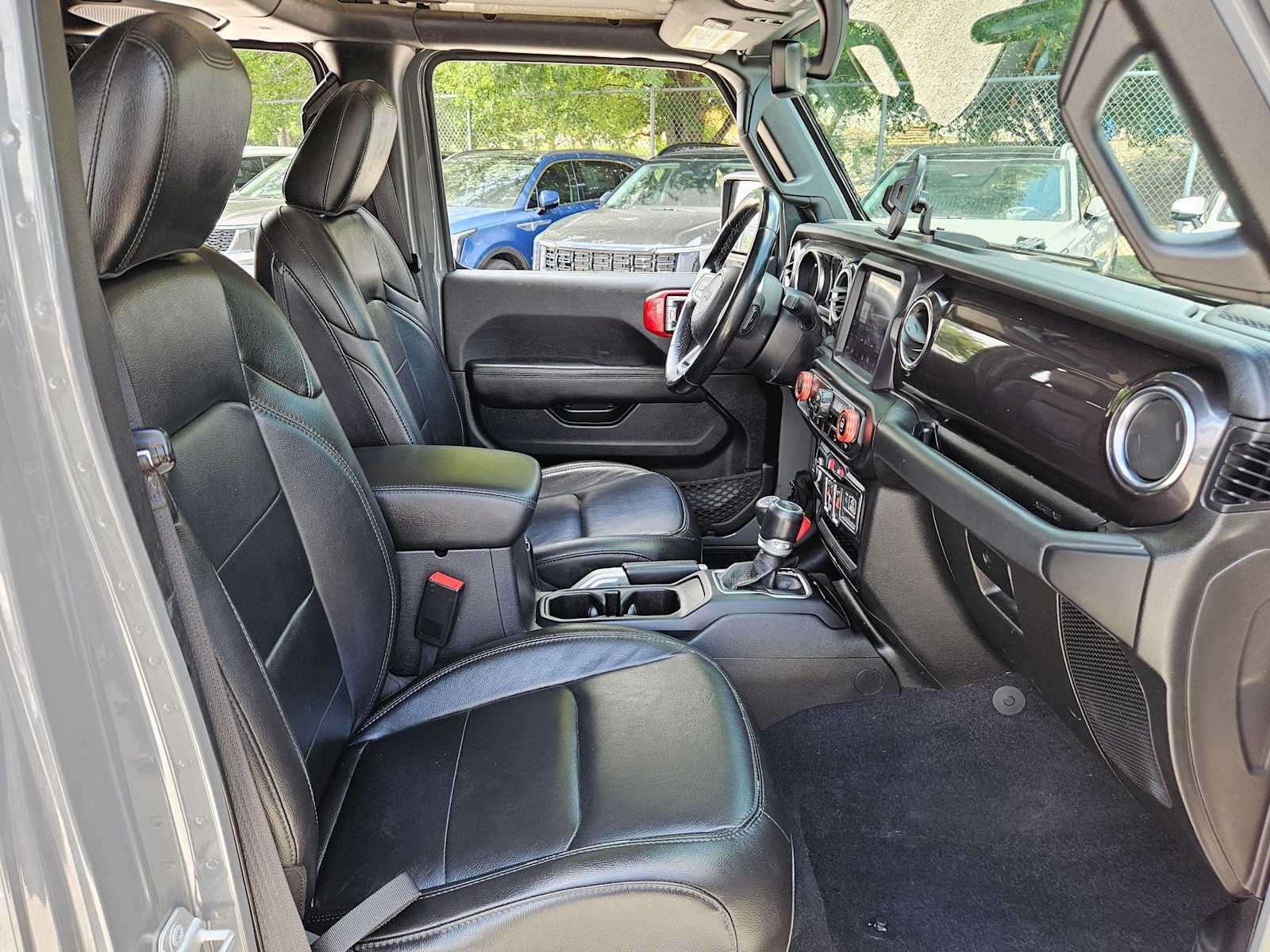 Thumbnail: 2020 Jeep Wrangler - 20