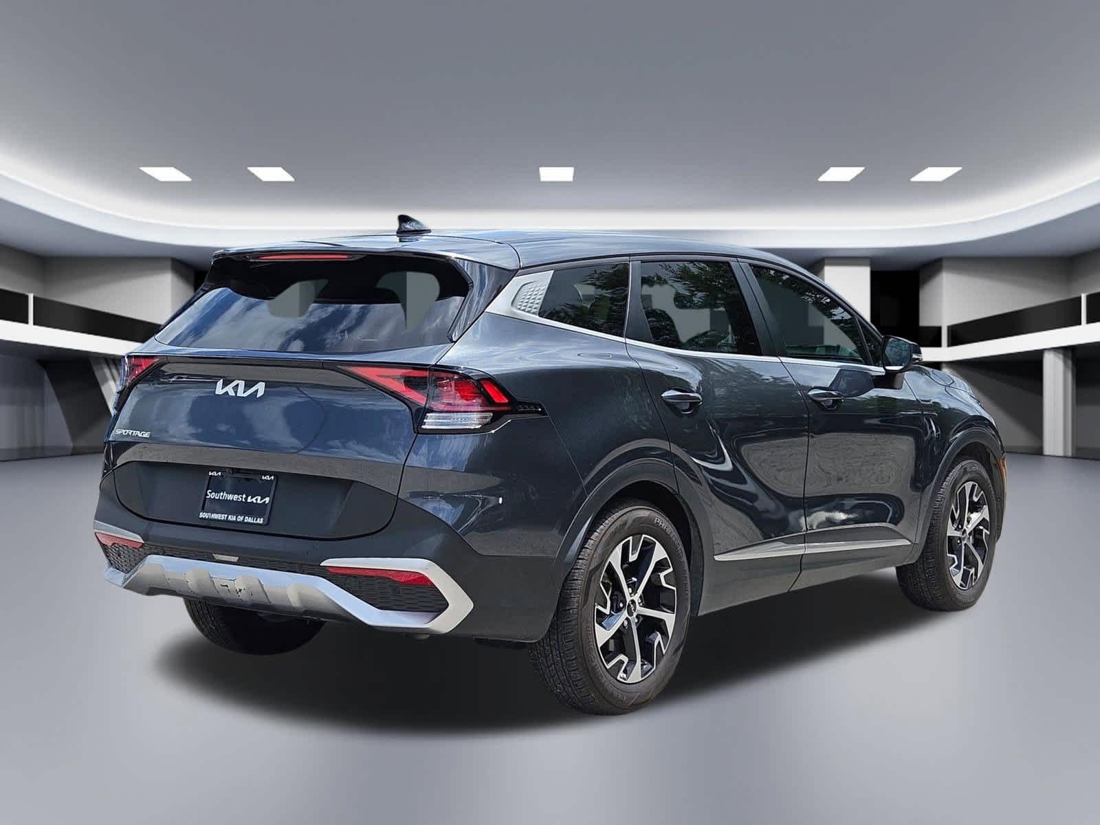 Thumbnail: 2023 Kia Sportage - 5