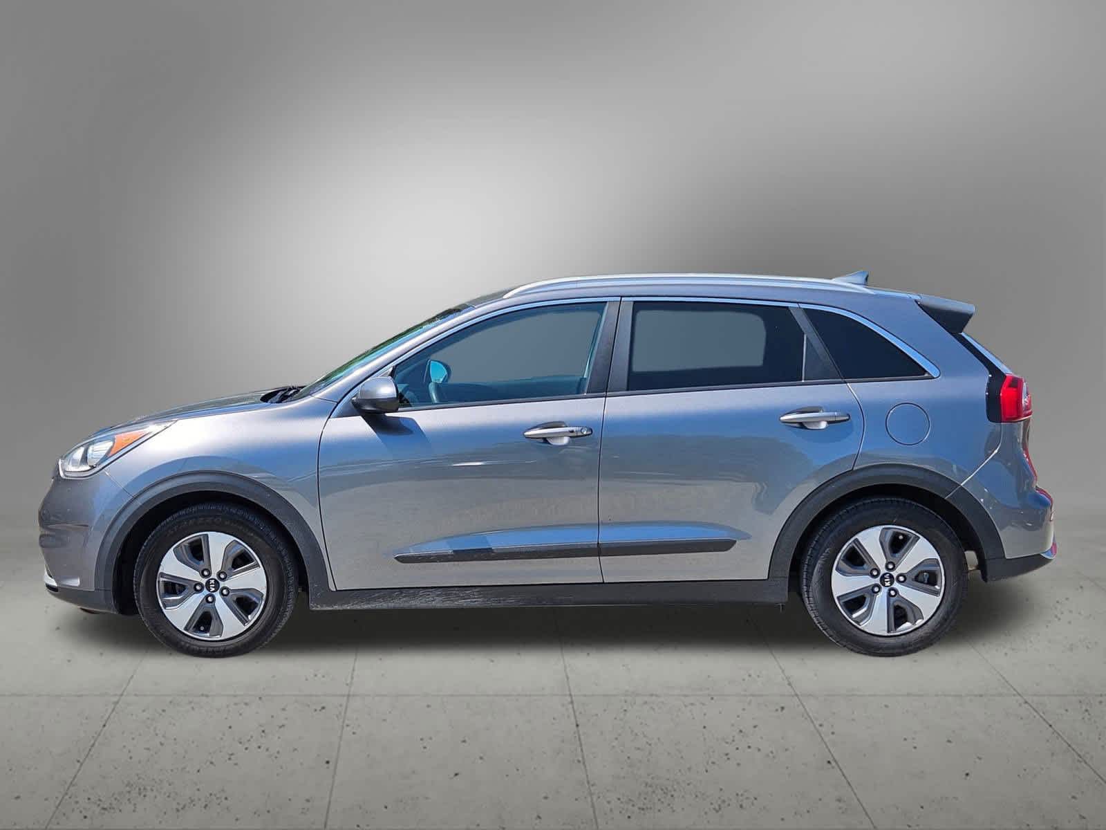 Thumbnail: 2018 Kia Niro - 2